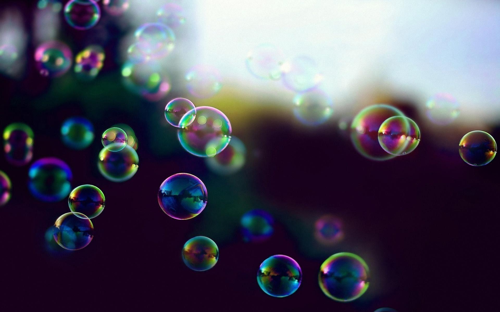 1920x1200 Moving Bubbles Desktop