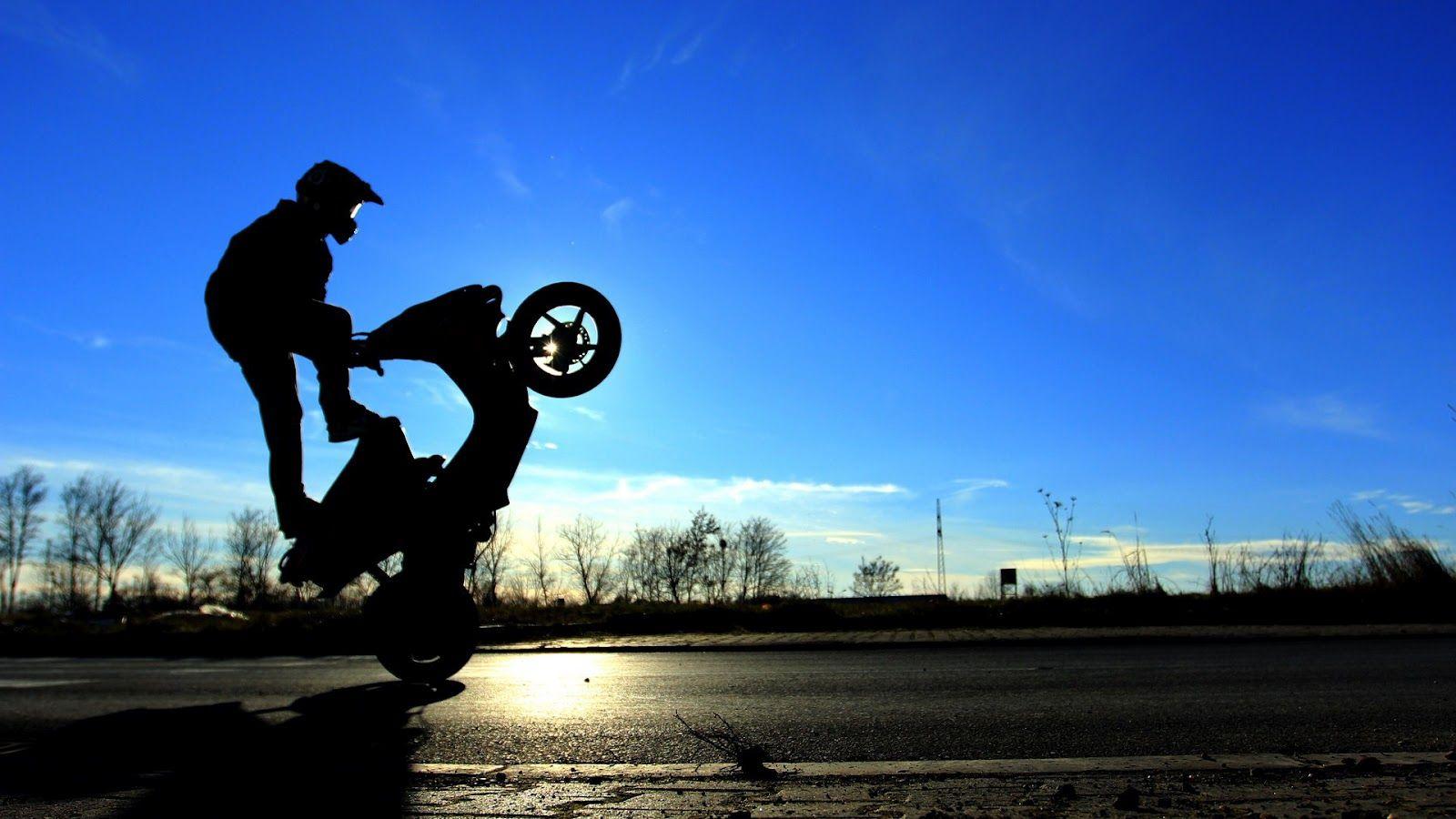 1600x900 Bmw Bike Stunt Wallpaper. Super Sport Bike Wallpaper