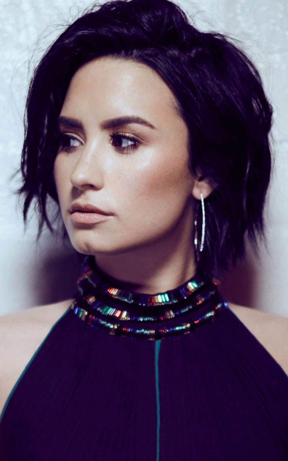 1000x1600 Demi Lovato 2017 New Photohoot HD Mobile Wallpaper