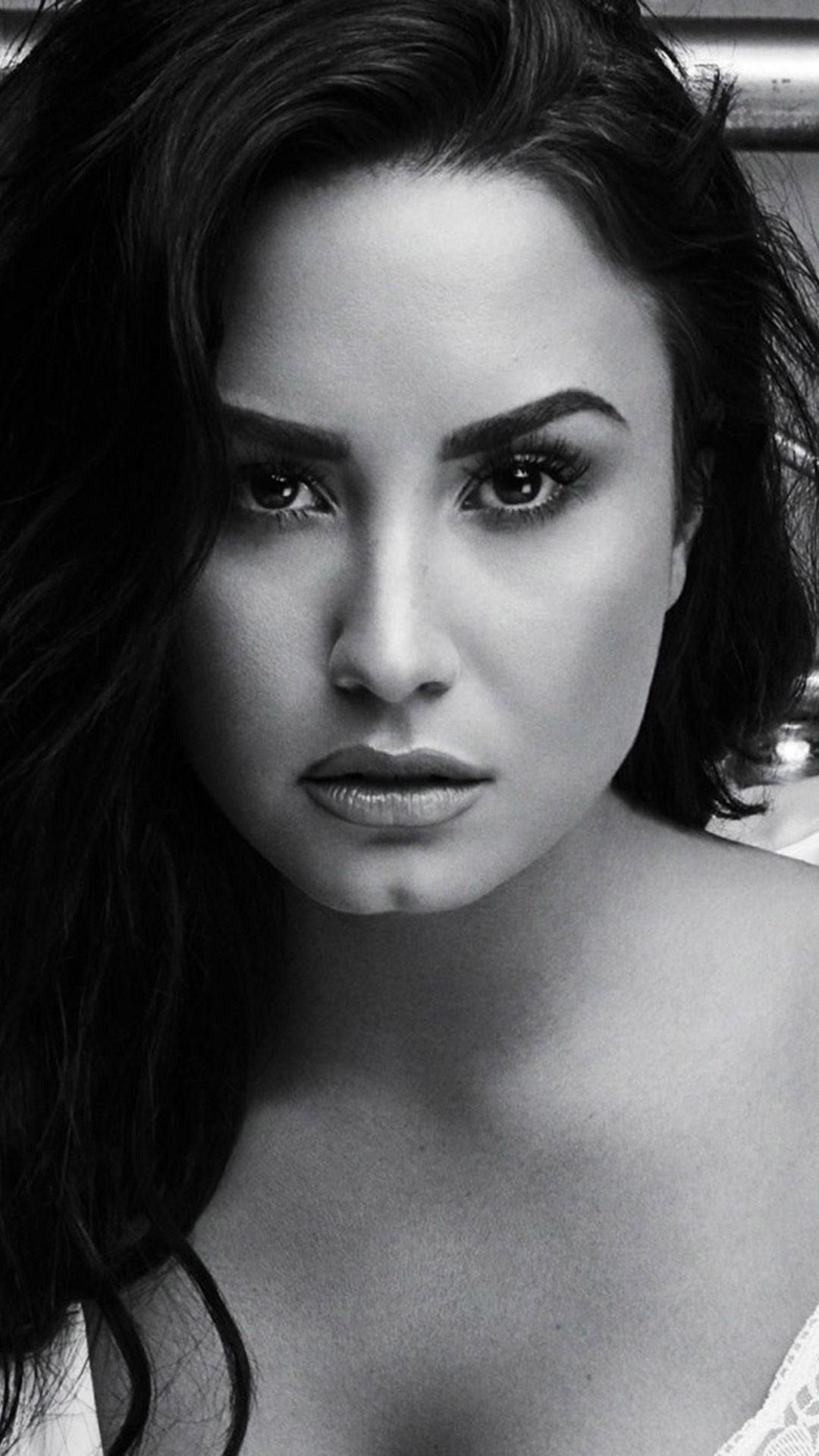 Demi Lovato Phone Wallpapers - Top Free Demi Lovato Phone Backgrounds ...