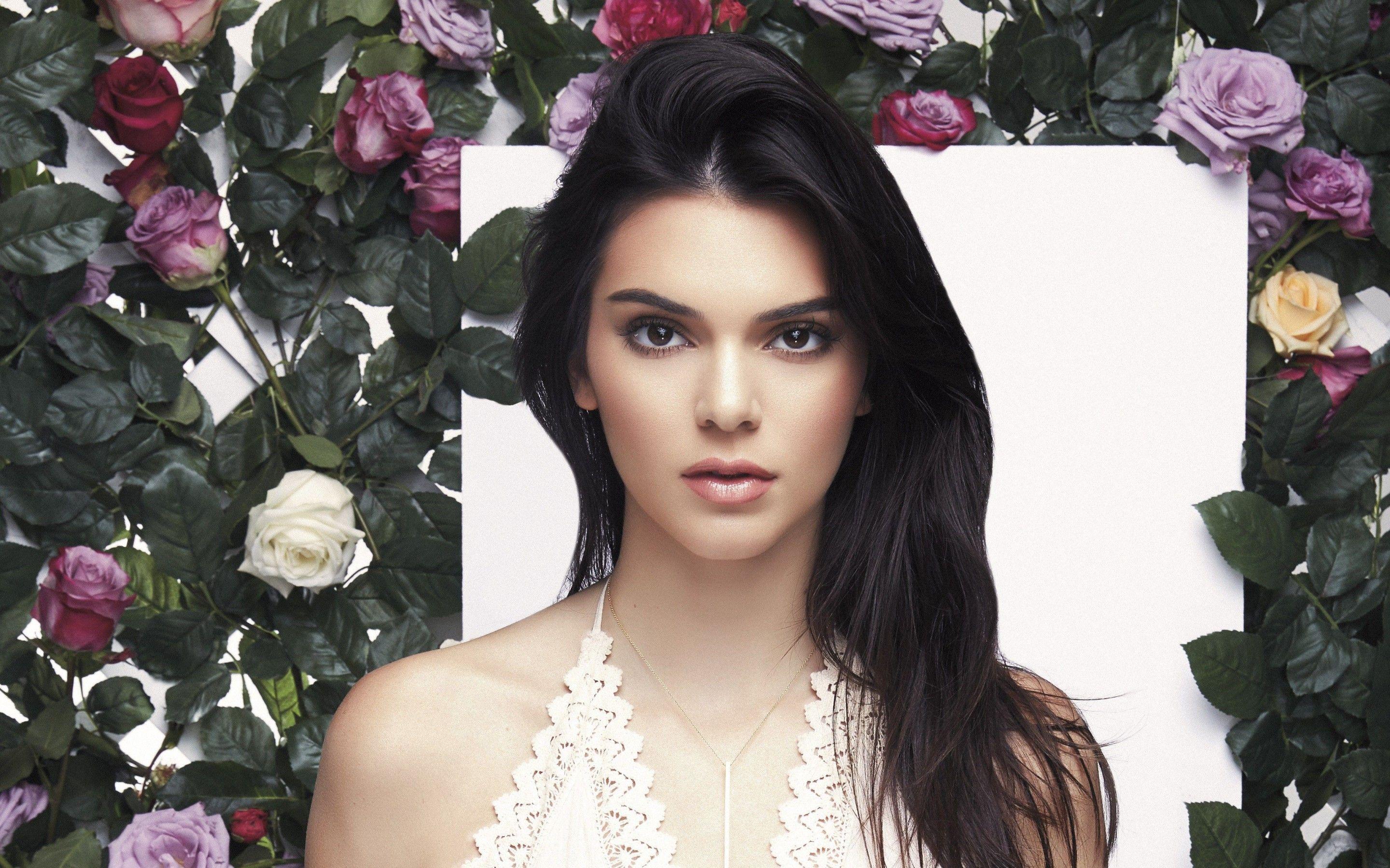 2880x1800 Kendall Jenner 4K Wallpaper, Portrait, Beautiful model, People