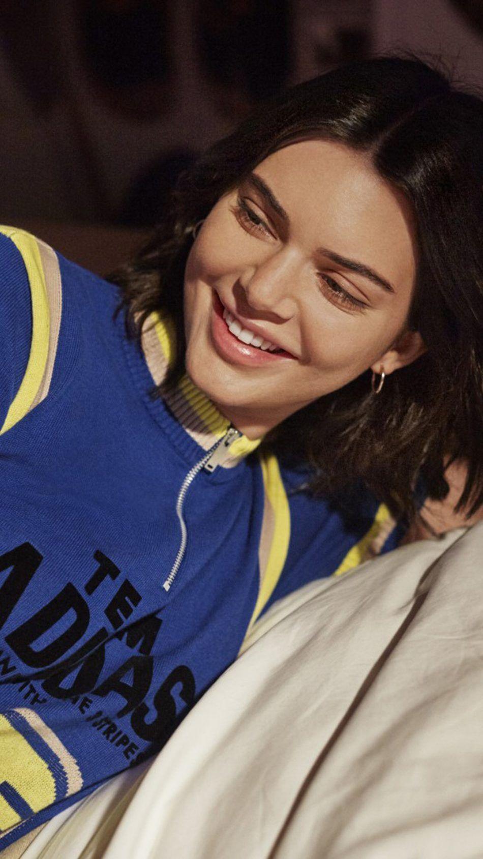 950x1689 Kendall Jenner Wallpaper 2020