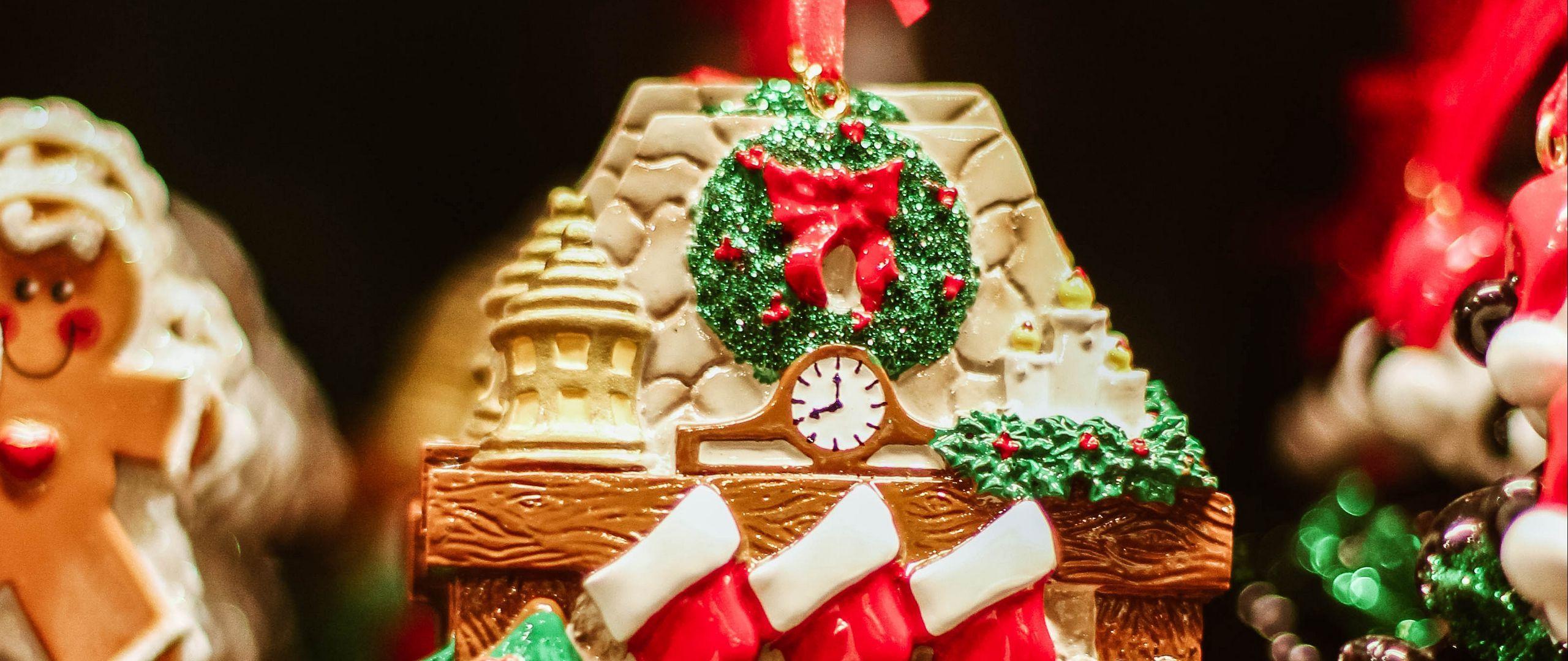 2560x1080 Download wallpaper 2560x1080 christmas tree, christmas, decoration, holiday, new year dual wide 1080p HD background