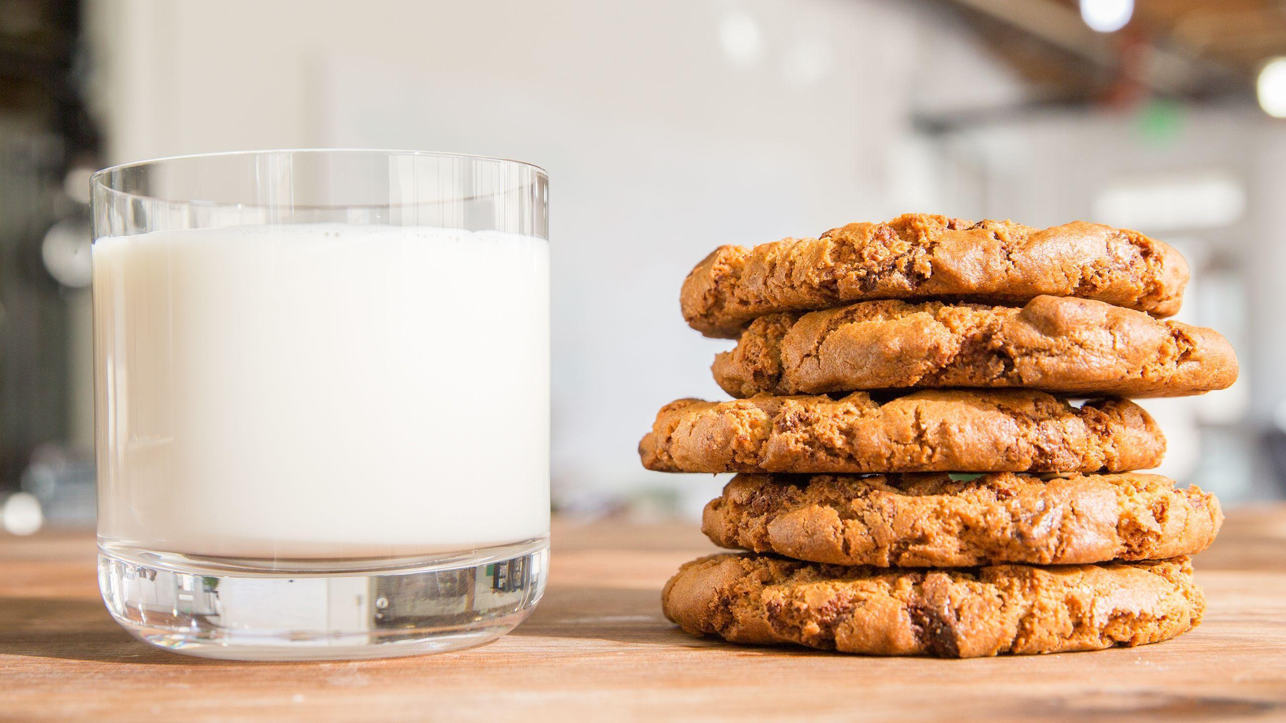 2560x1440 Cookie Wallpaper