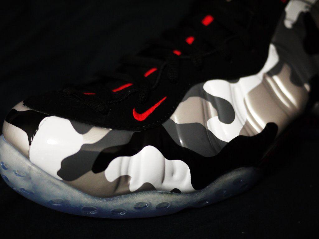 1024x768 Foamposite Wallpaper