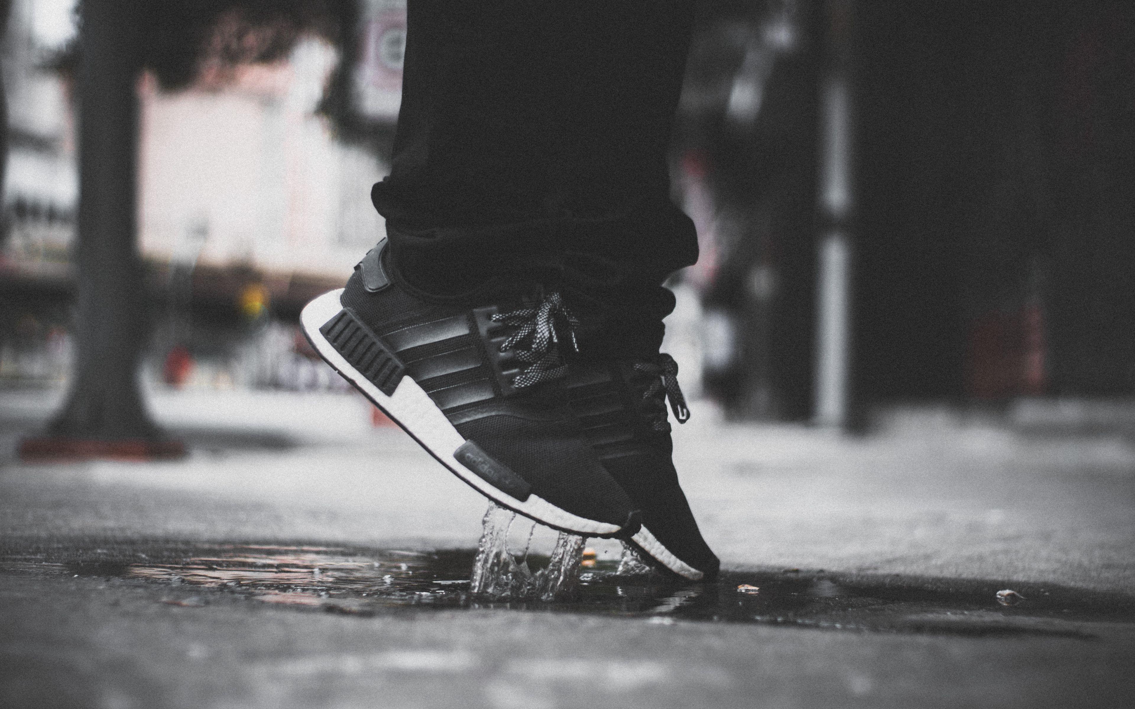 Black Shoe Wallpapers - Top Free Black Shoe Backgrounds - WallpaperAccess