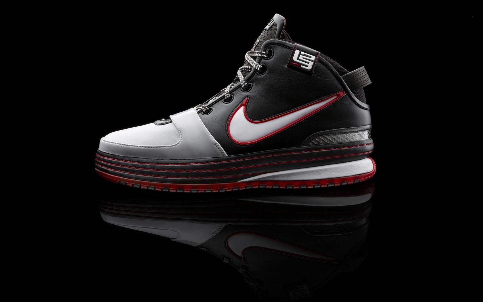 1680x1050 Shoes Wallpaper