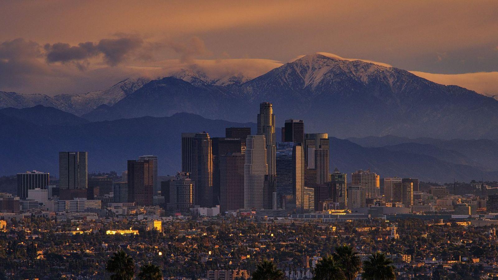 1600x900 Los Angeles Night HD Wallpaper
