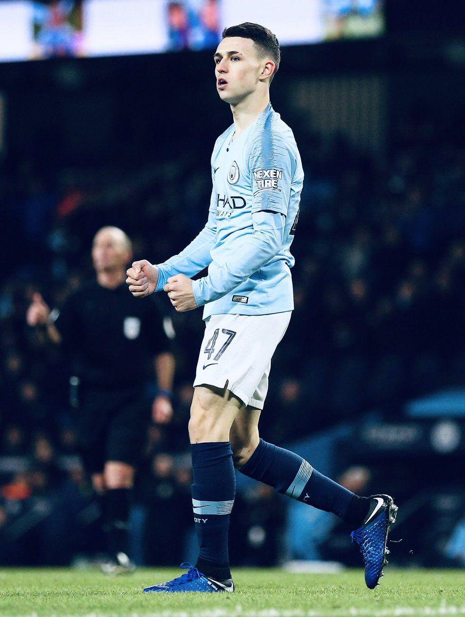 Phil Foden Wallpapers Top Free Phil Foden Backgrounds Wallpaperaccess