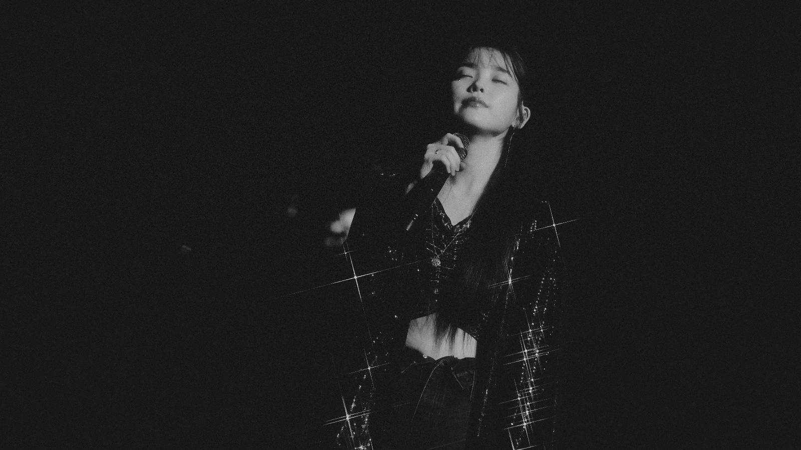 1600x900 IU And Her Family Love Singapore So Much That Her Brother Is “Seriously Considering Doing An Exchange Semester Here”