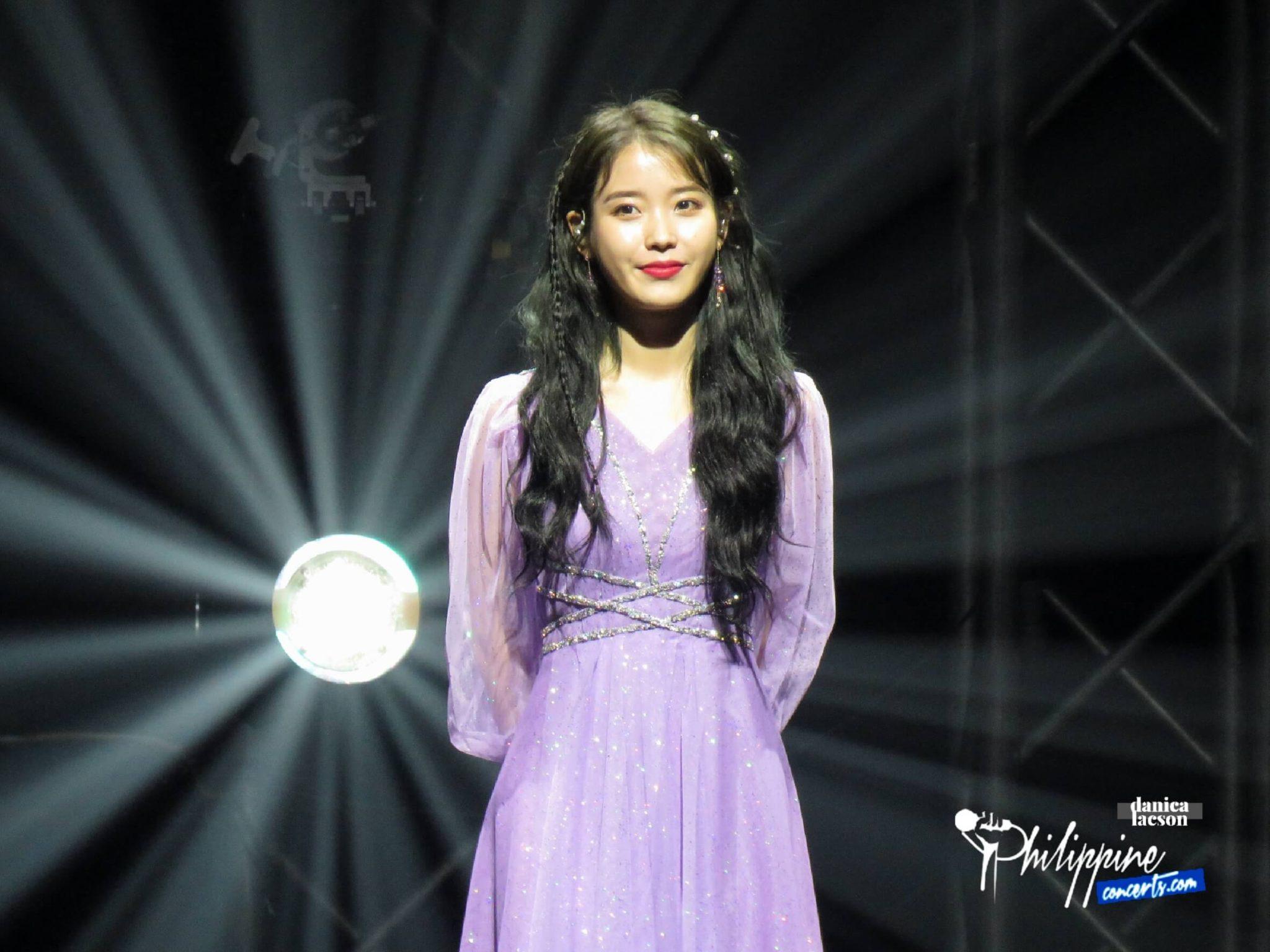 2048x1536 IU Meets MA AENAs On A Friday In Her “Blueming” Debut On PH Concert Stage