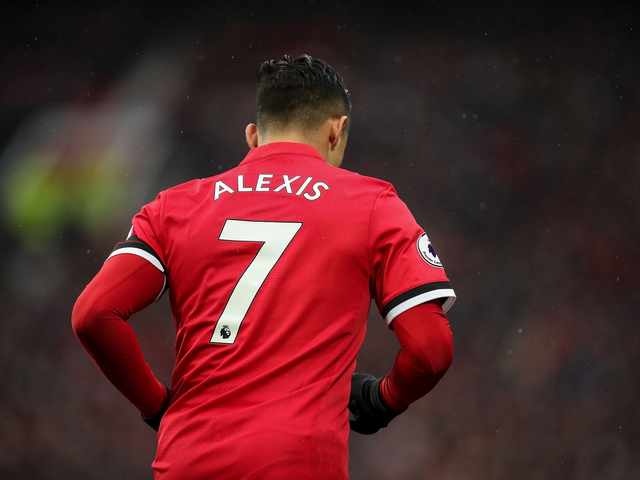 2048x1536 Alexis Sanchez shirt sales help set new Manchester United record