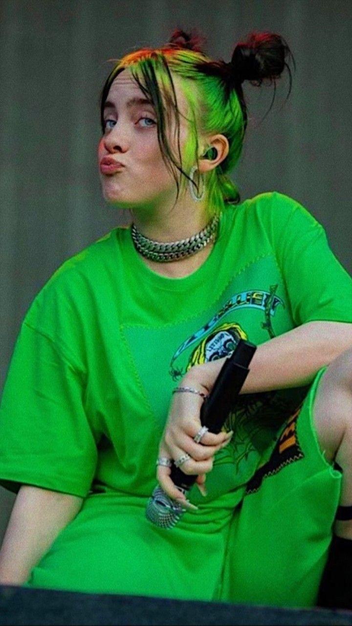 Billie Eilish Green Hair Wallpapers - Top Free Billie Eilish Green Hair