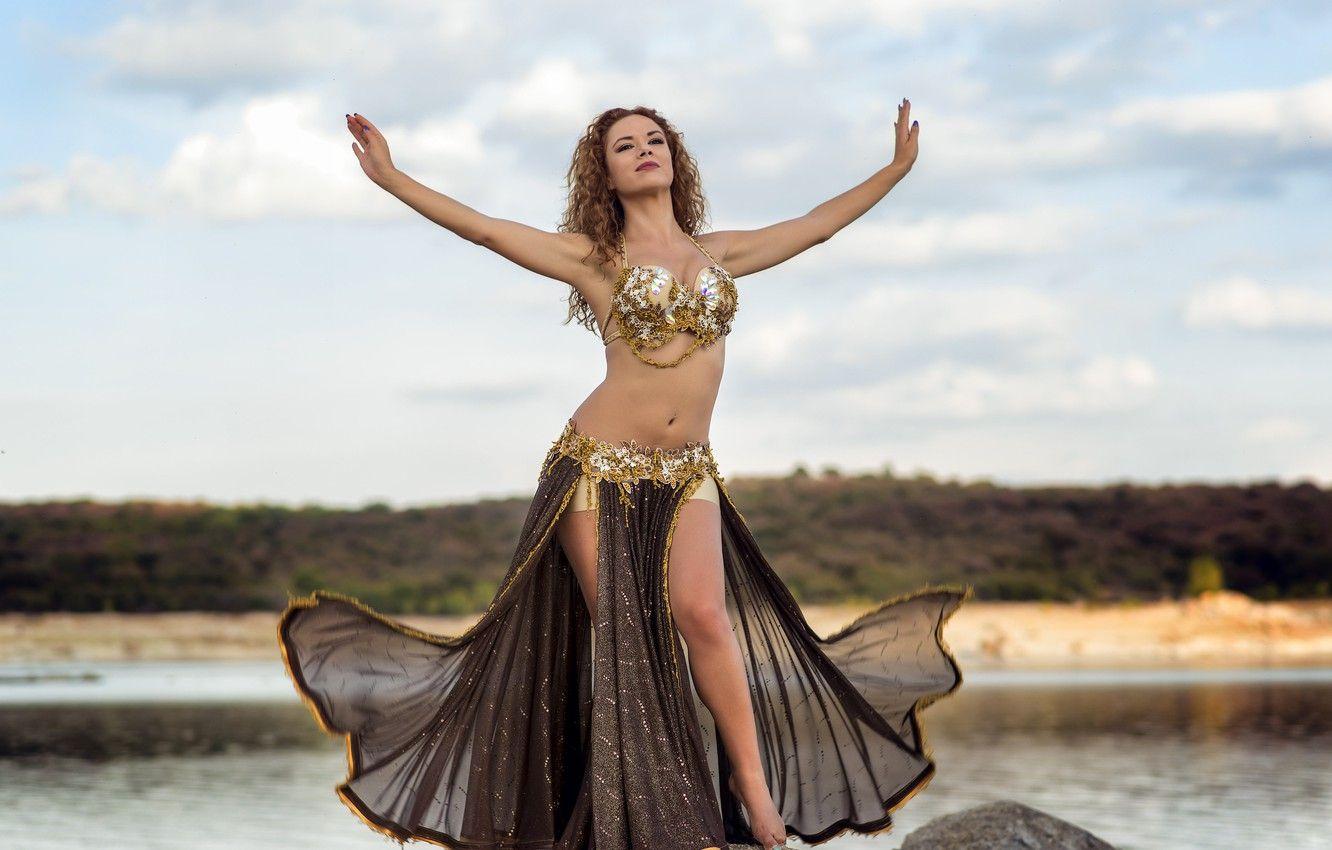 1332x850 Wallpaper, dance, beauty, Alba Morales image for desktop, section девушки