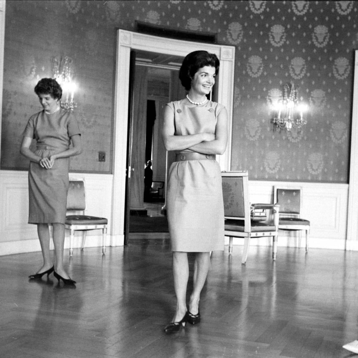1200x1200 How Jacqueline Kennedy Transformed the White House and Left a Lasting Legacy
