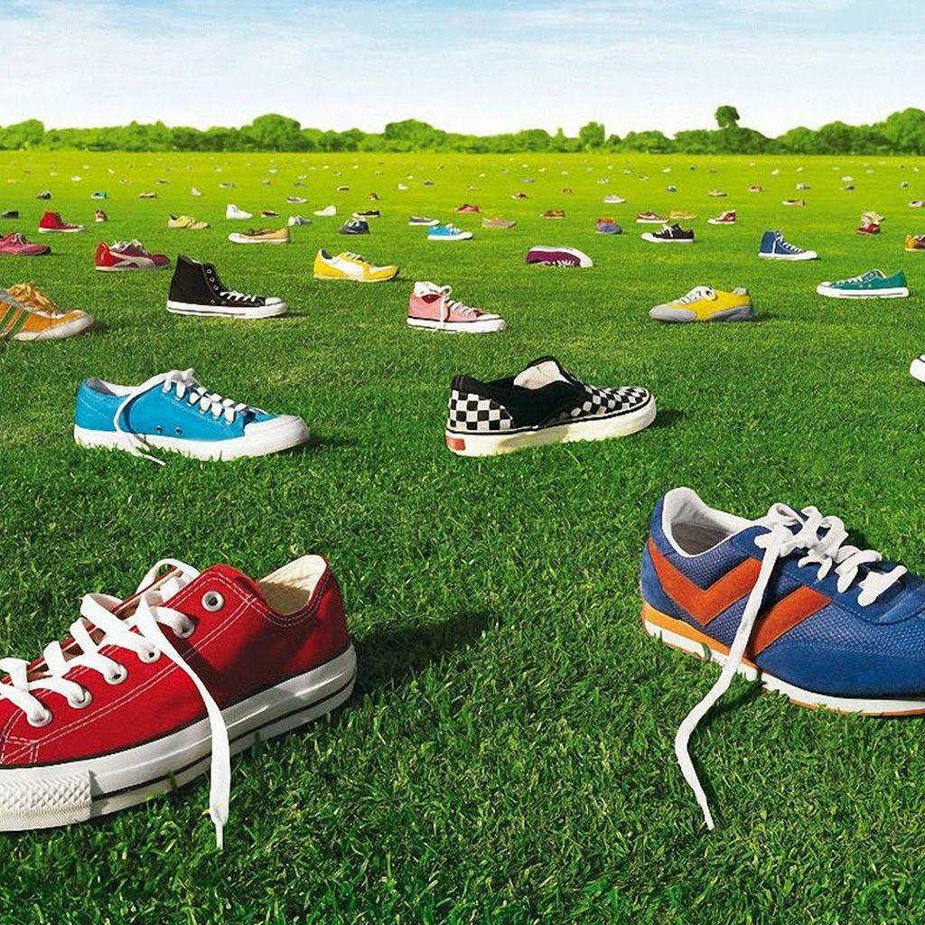 1024x1024 Field of Shoes iPad Wallpaper Free Download
