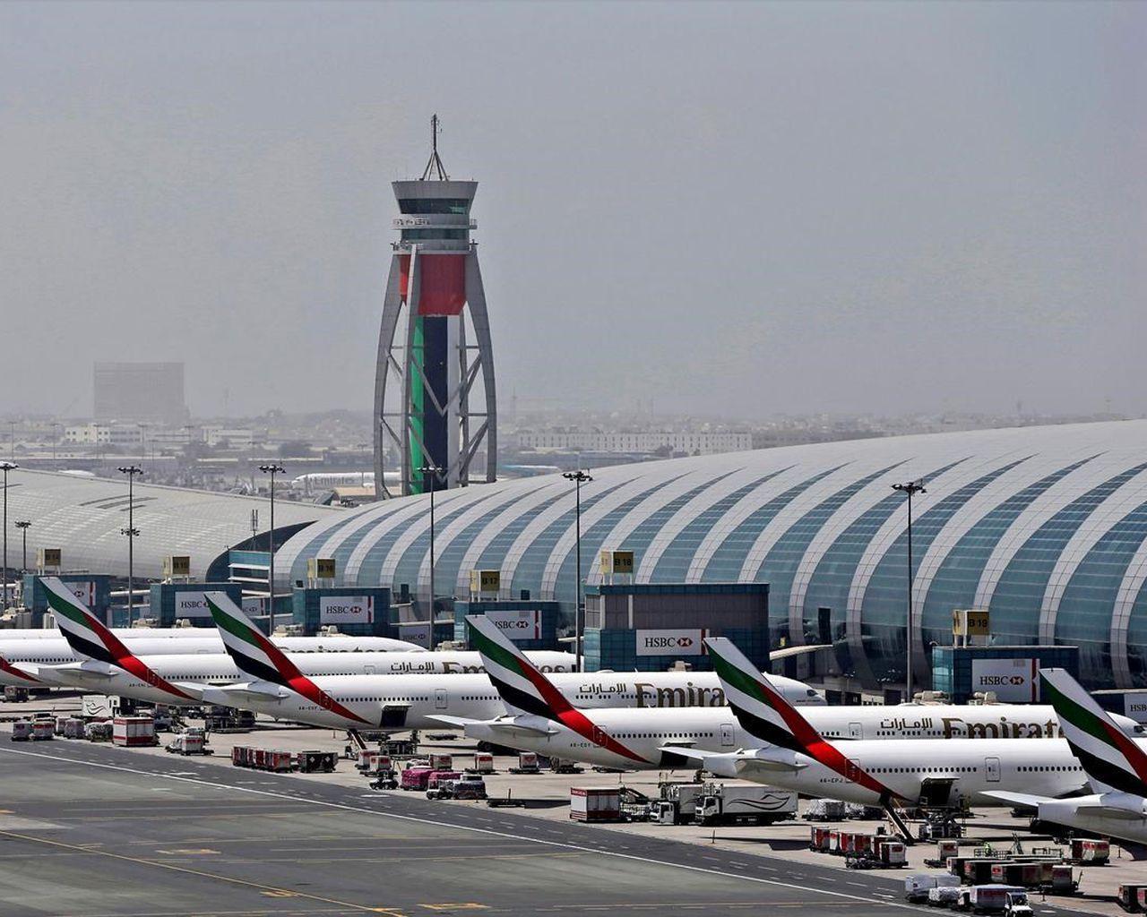 1280x1024 Dubai airport remains world's No. 1 for international travel