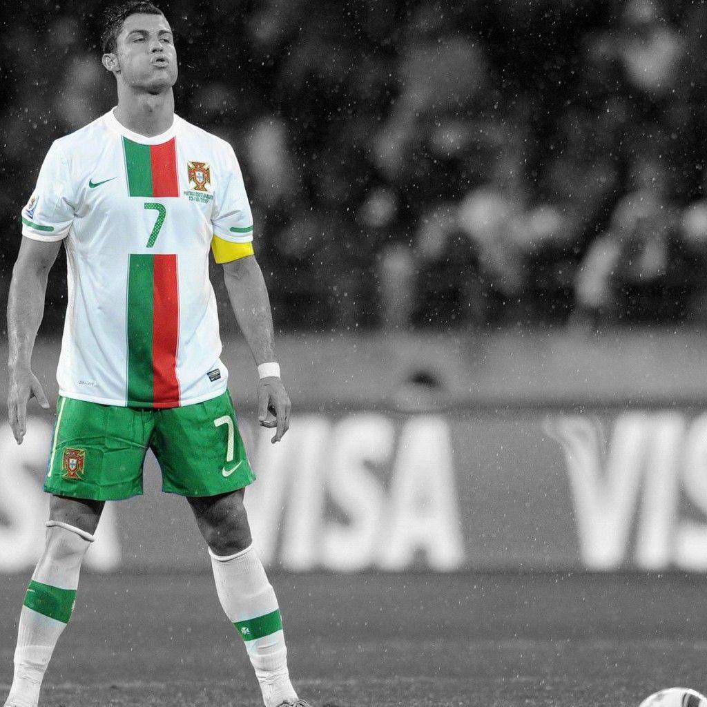 1024x1024 Download 1024x1024 Cristiano Ronaldo Portugal Free Kick wallpaper