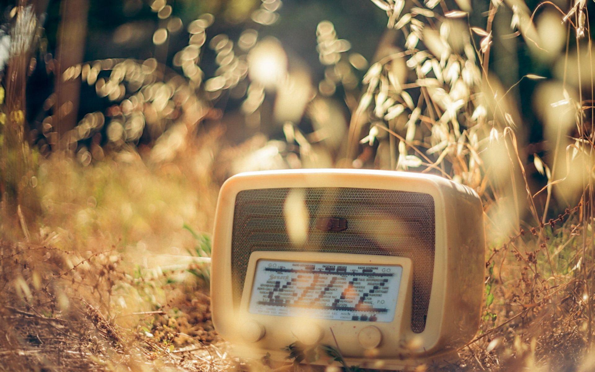 1920x1200 Old radio Desktop wallpaper 1920x1080