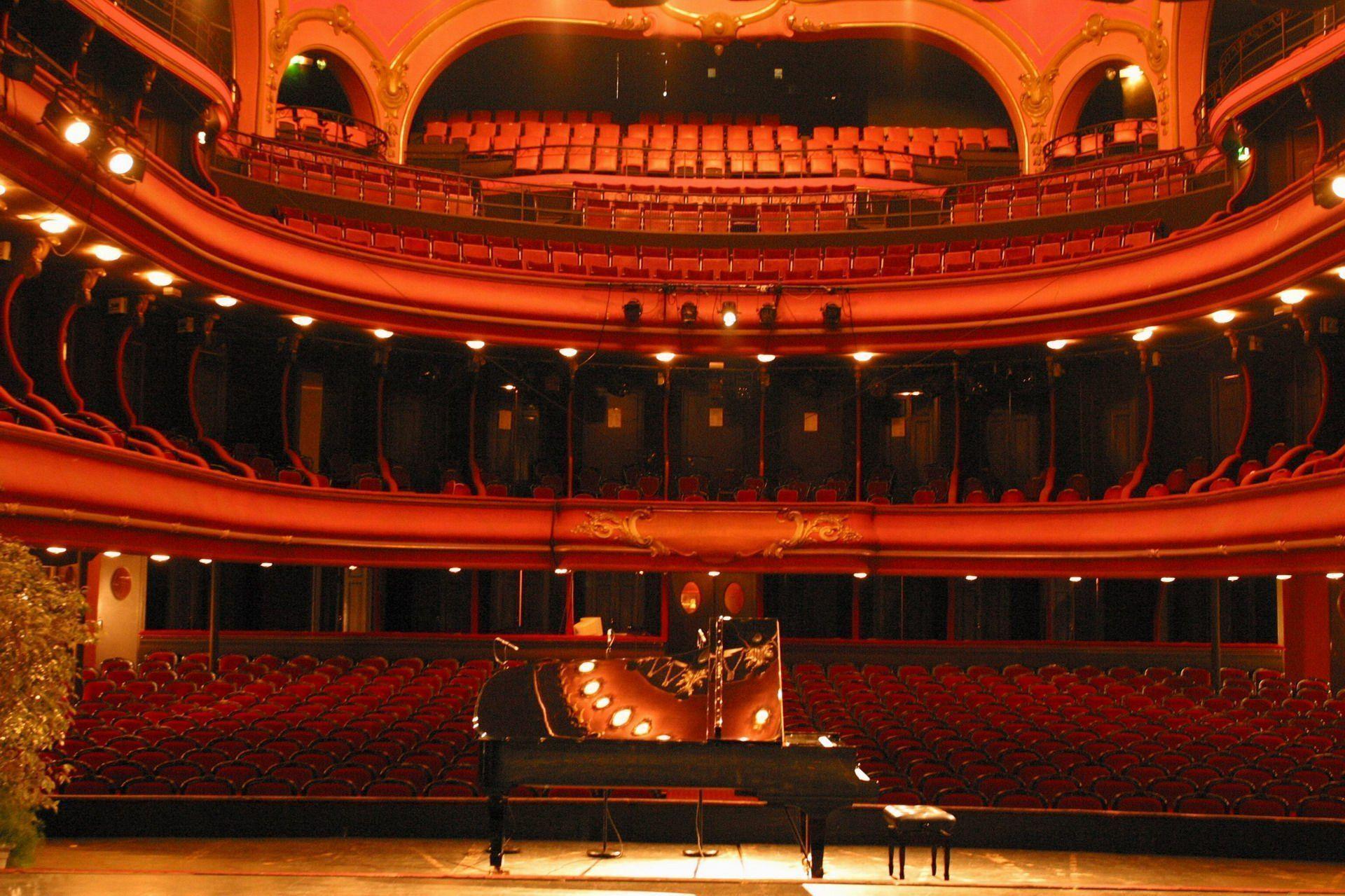 1920x1279 Theater Wallpaper, Movie Theater Wallpaper Theater Background Feeding my Soul. Red cu