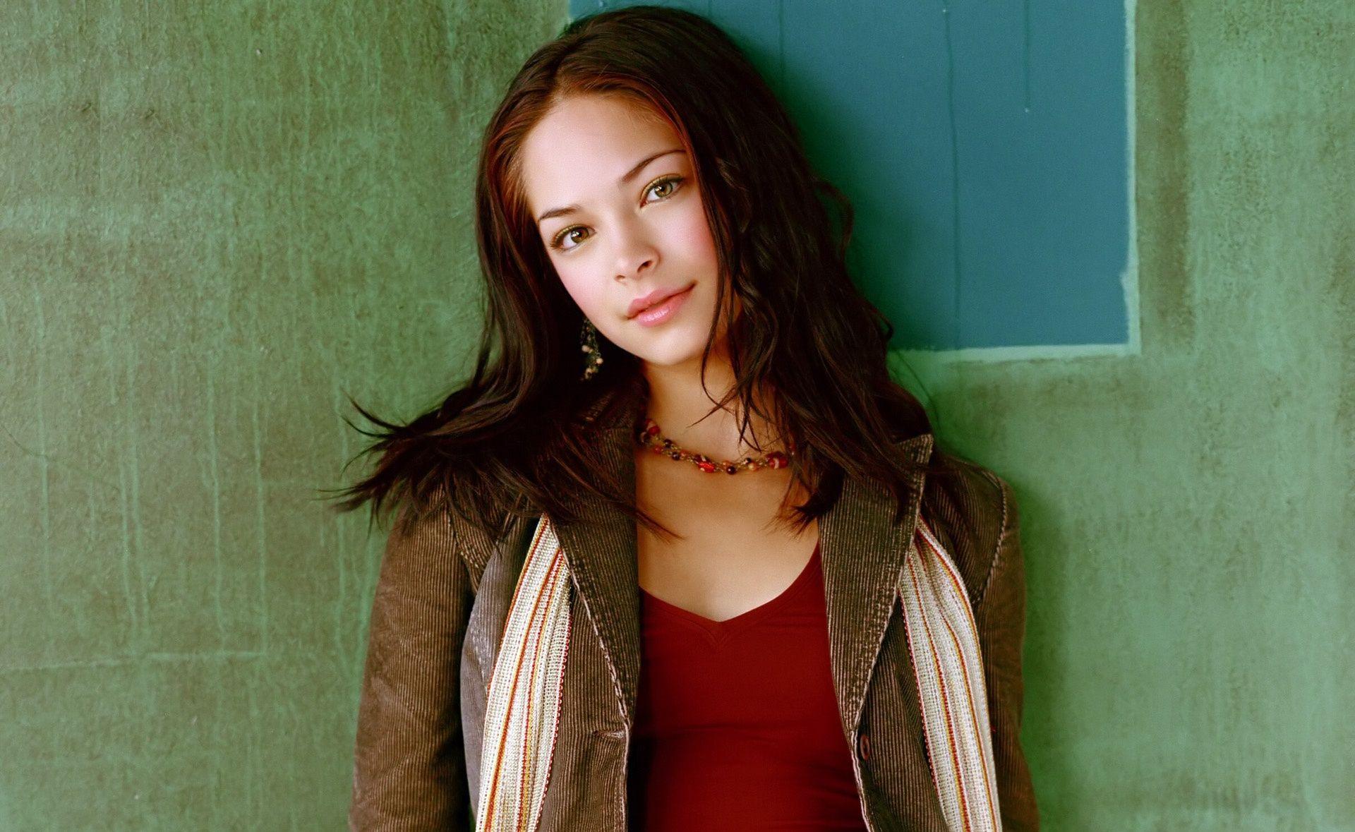 1920x1179 Kristin Kreuk Wallpaper Downloads
