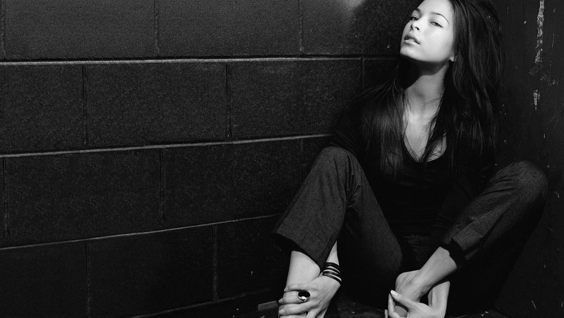 1919x1081 Kristin Kreuk Wallpaper HD Download