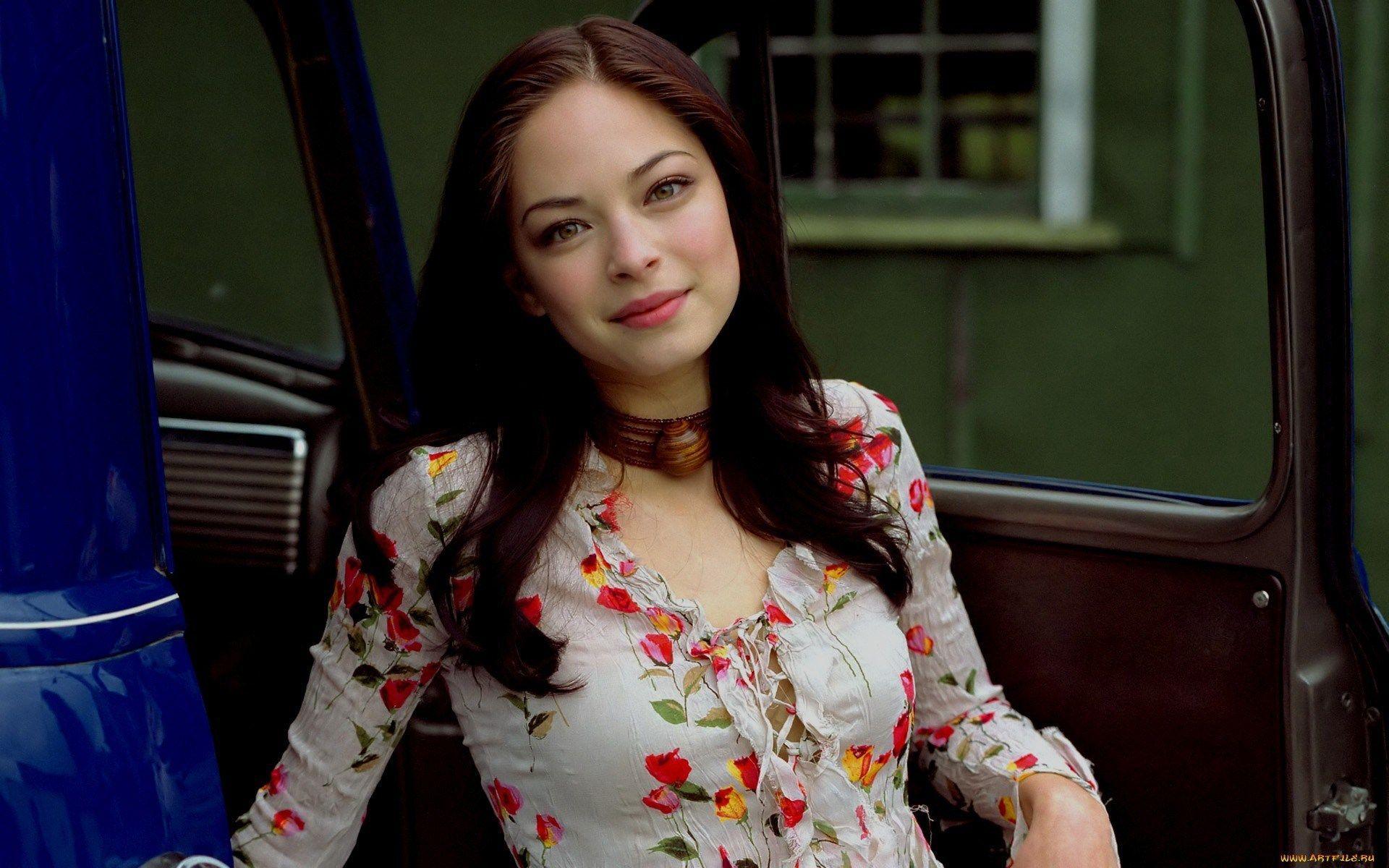 1920x1200 kristin kreuk category kristin kreuk wallpaper