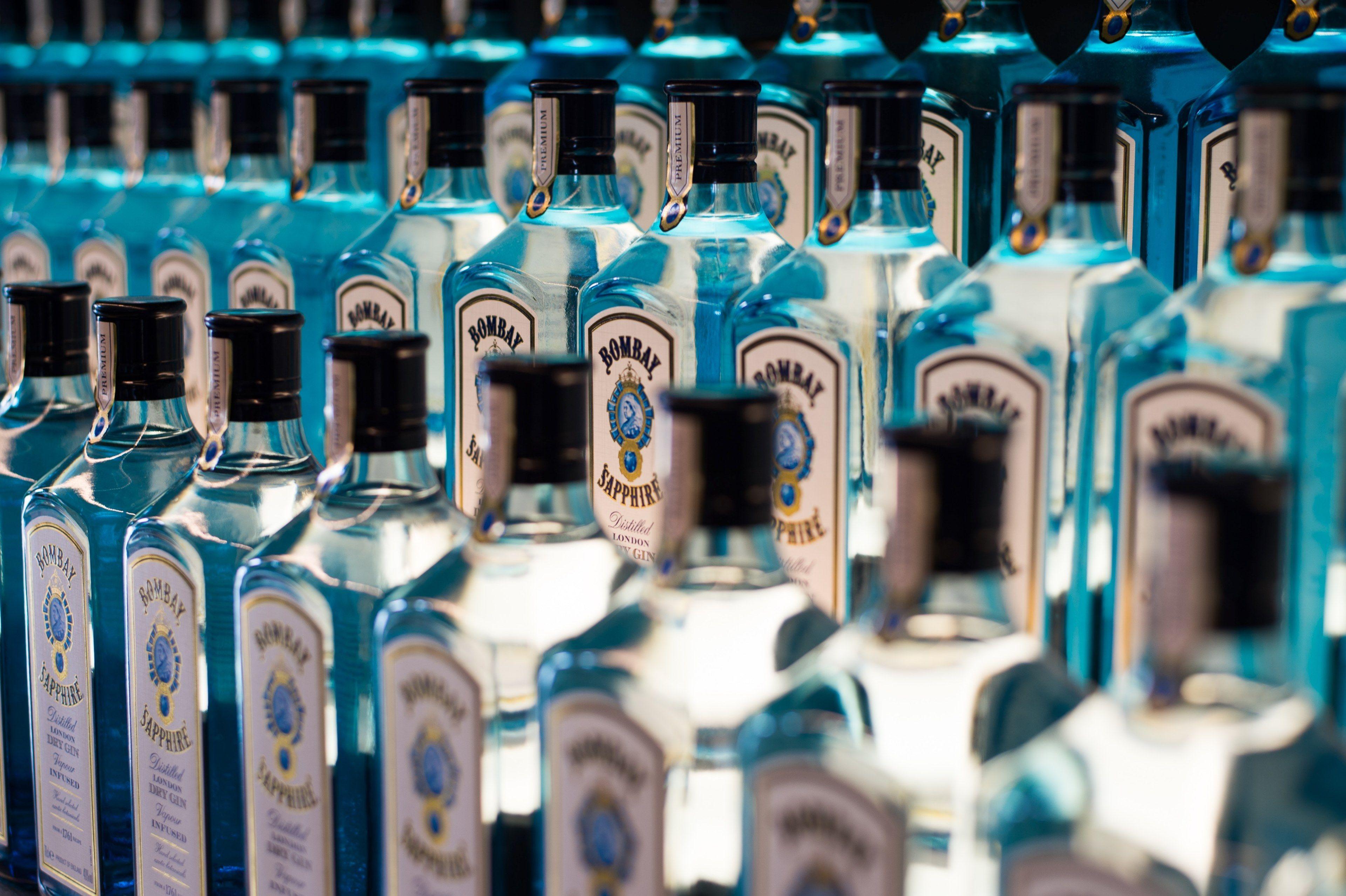 3840x2556 Wallpaper / bombay sapphire 4k wallpaper