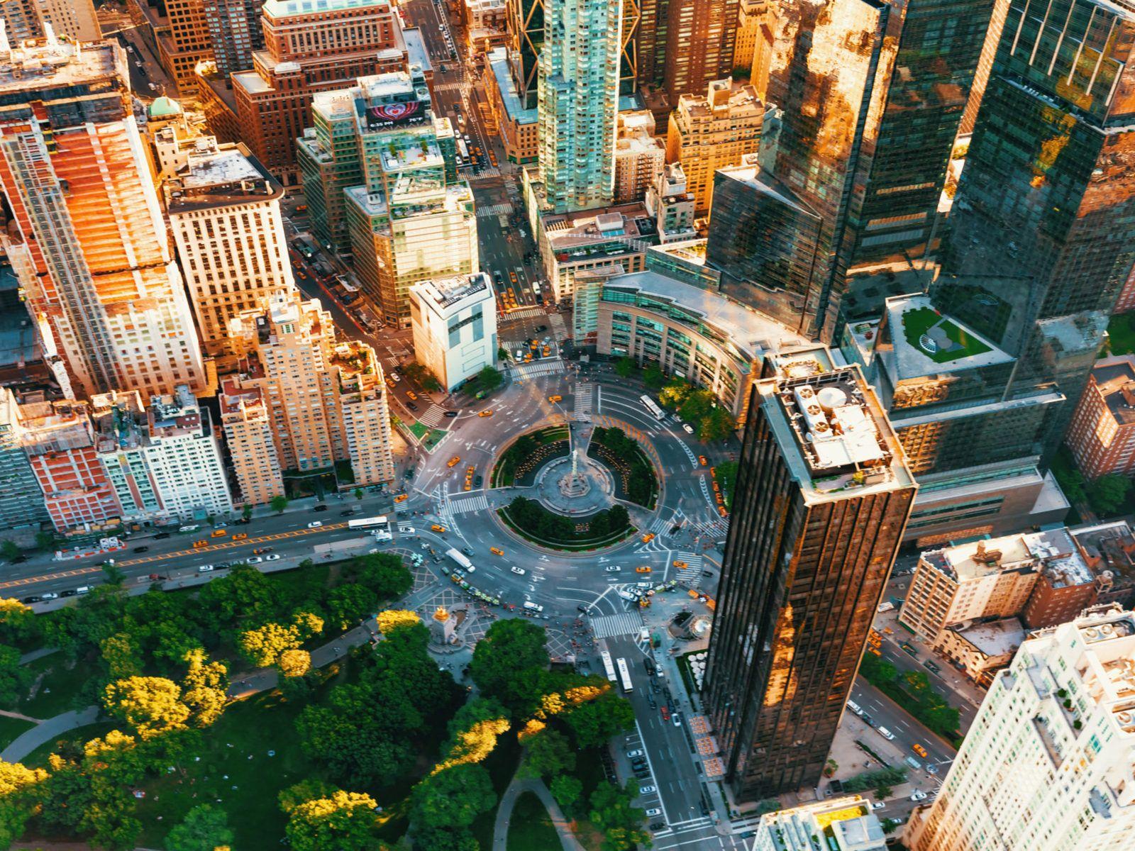 1600x1200 Columbus Circle In New York City Aerial View 4k Ultra HD Wallpaper For Desktop Laptop Tablet Mobile Phones And Tv 3840x2400 :