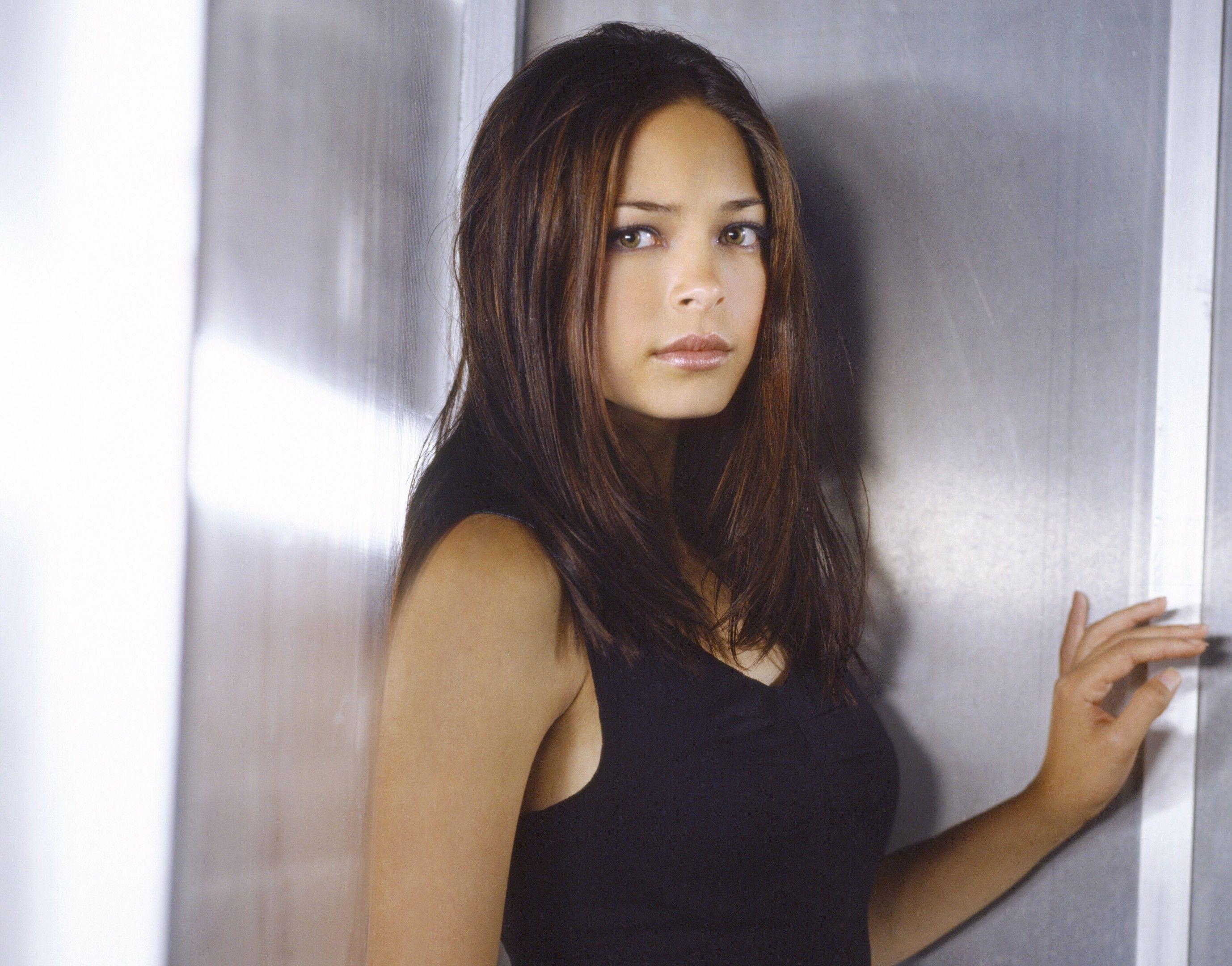 2756x2160 Kristin Kreuk Wallpaper 24