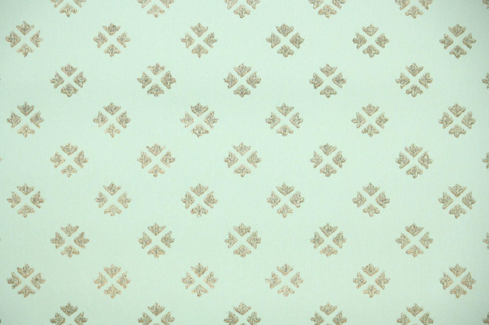 1712x1141 Geometric Vintage Wallpaper Geometric designs, Geometric wallpaper and Metallic gold
