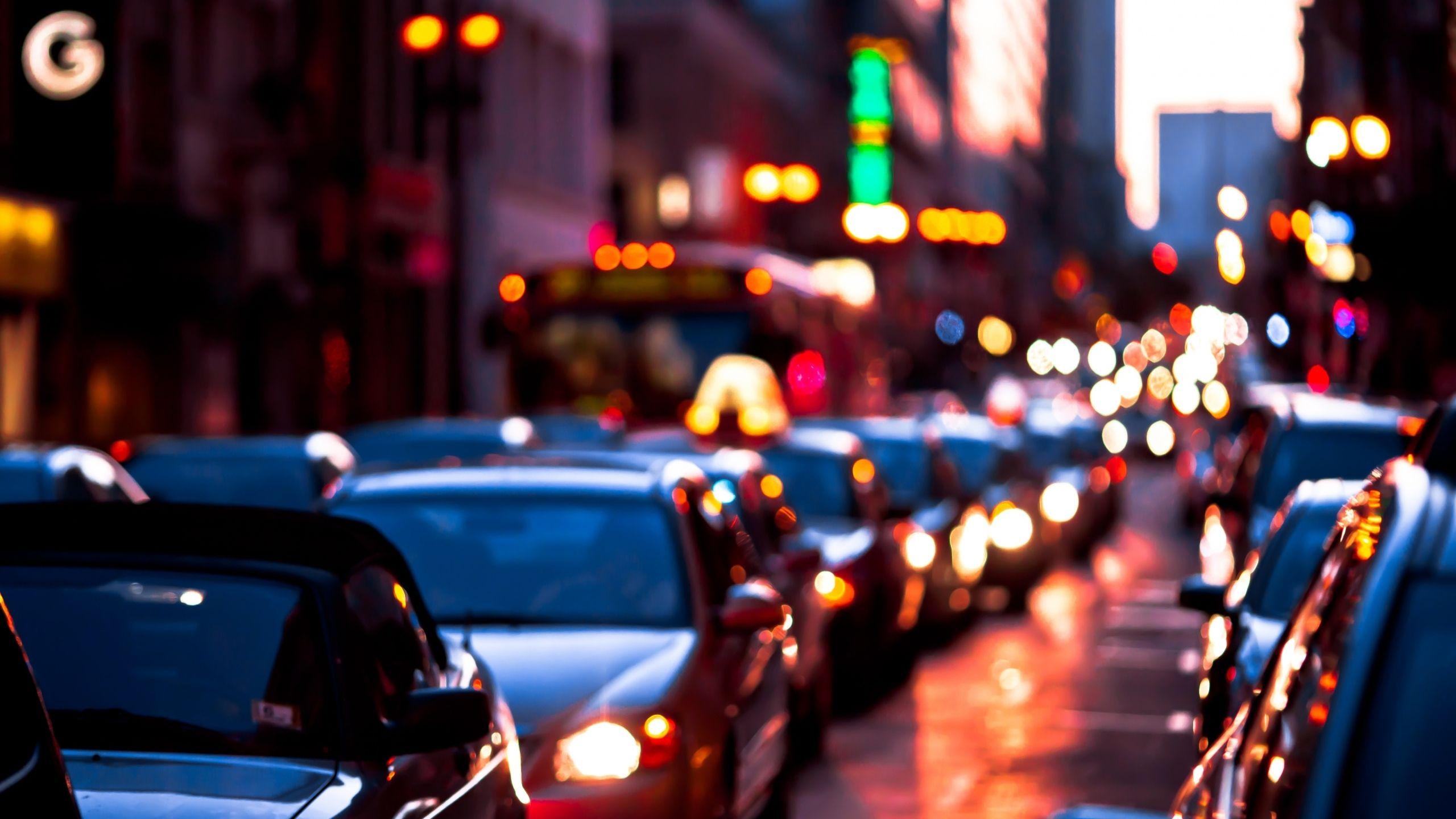 2560x1440 Road night bokeh MacBook Air Wallpaper Download