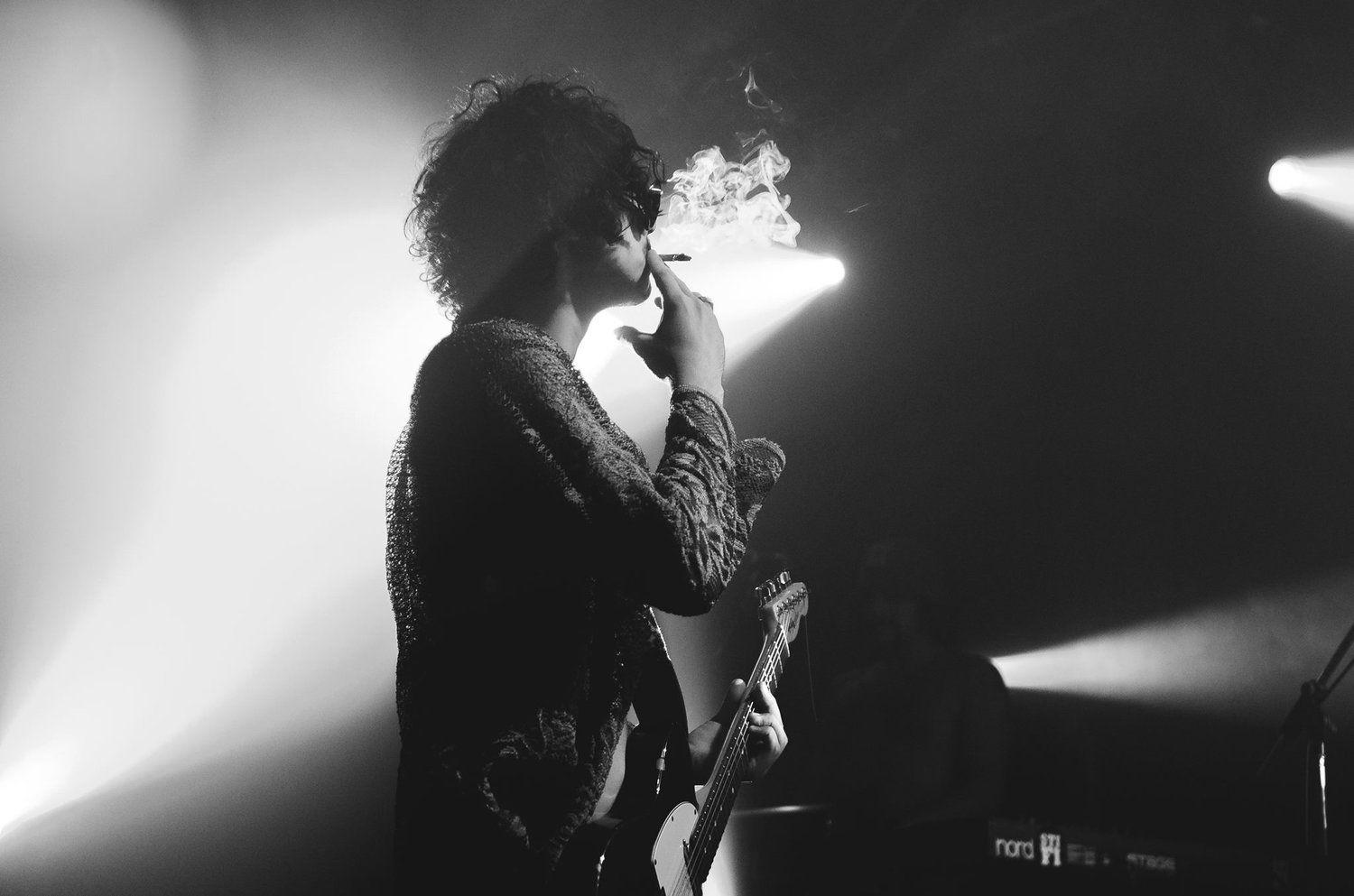 1500x993 Dylan of Sticky Fingers Smoking