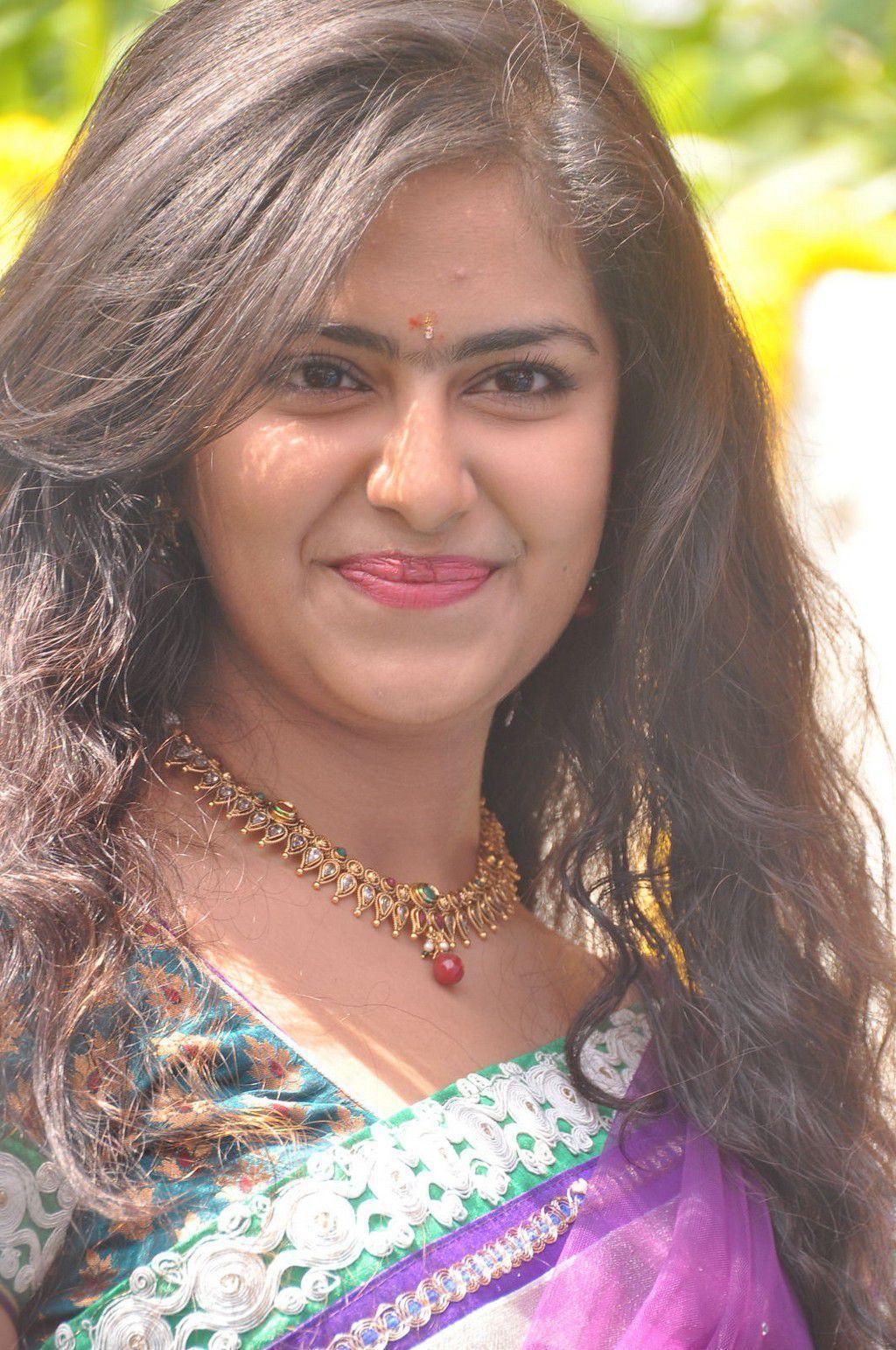 Avika Gor Wallpapers - Top Free Avika Gor Backgrounds - WallpaperAccess
