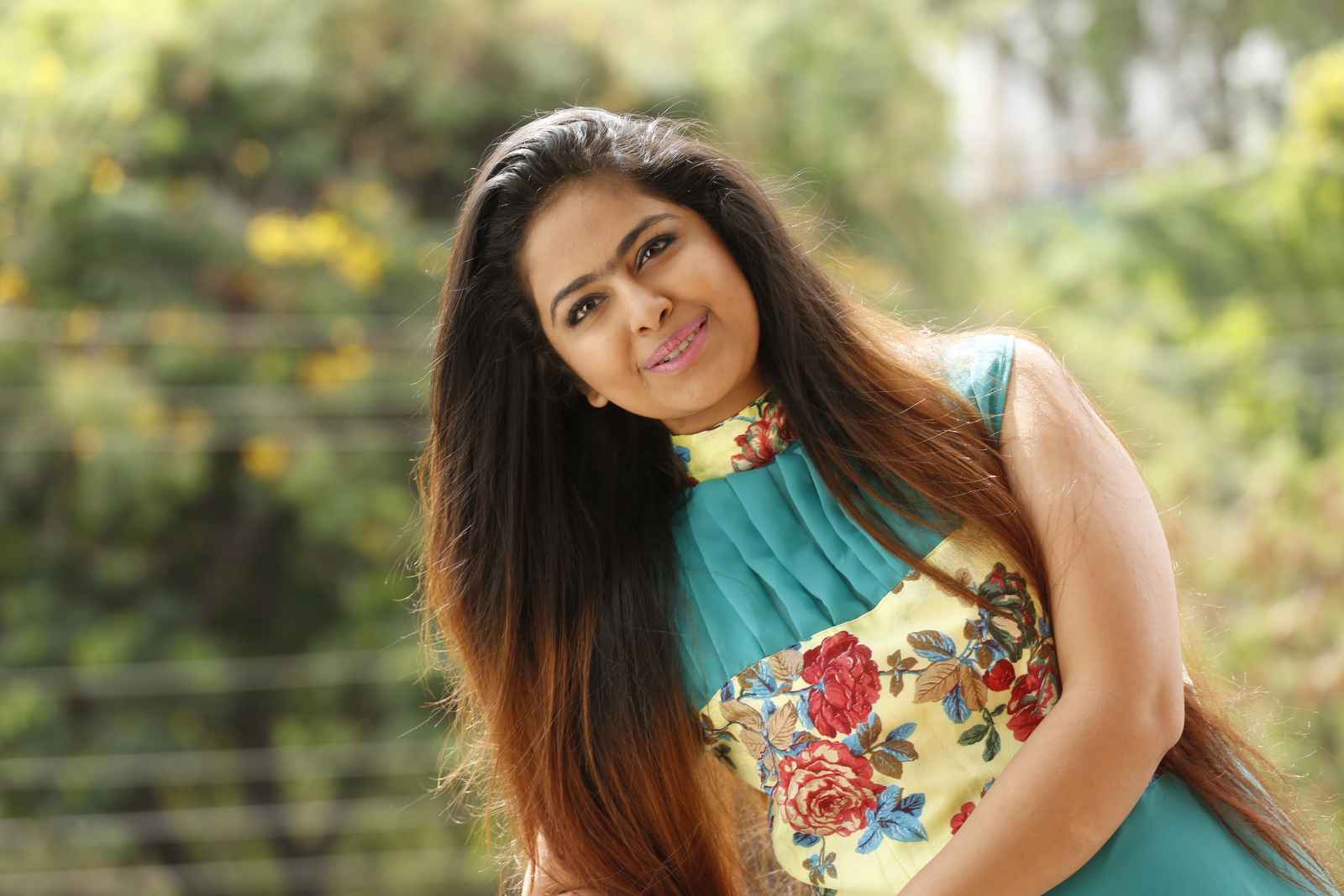 1600x1067 Avika Gor New Cute Stills photo 15. telugu movie actress hero wallpaper events news stills photo gallery