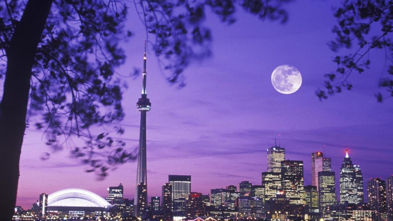 1366x768 CN Tower Ontario Wallpaper