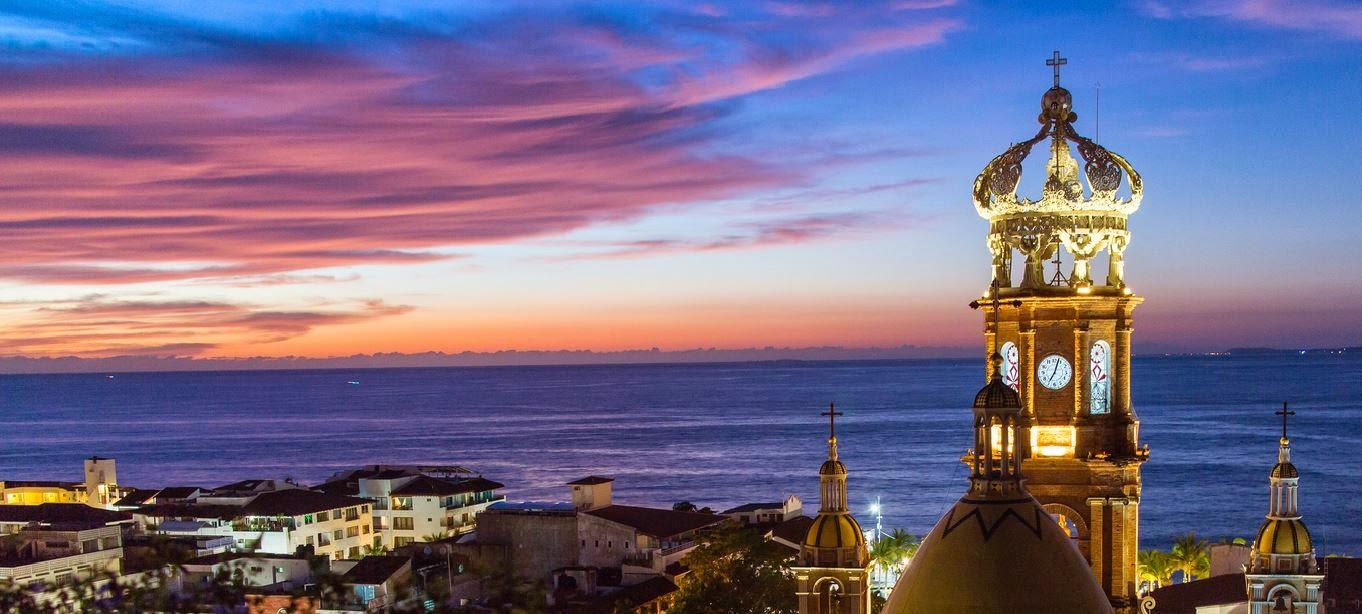 1362x614 Vallarta Rentals