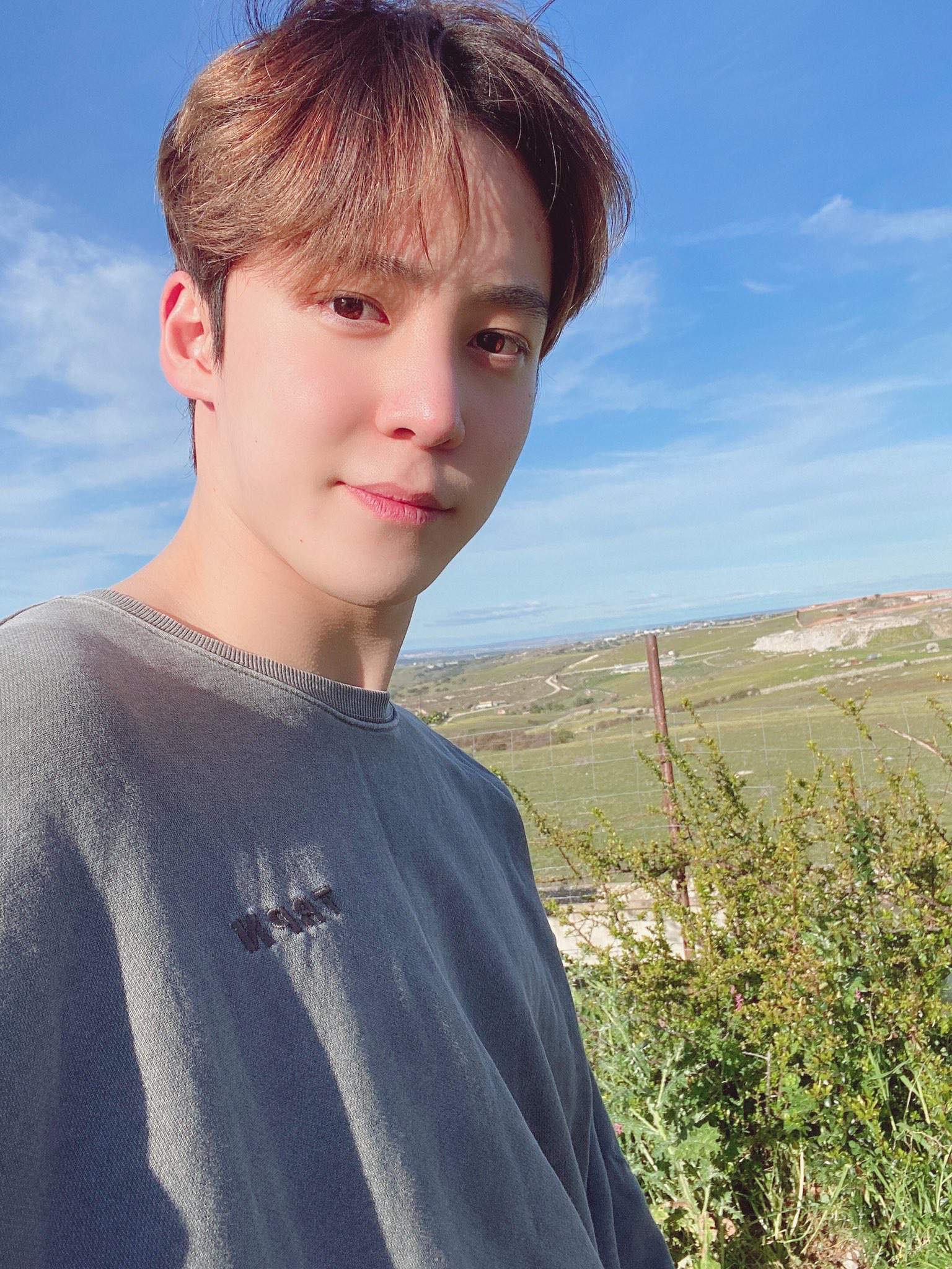 1536x2048 barefaced yunho = best thing ever. ATEEZ 에이티즈 AMINO Amino