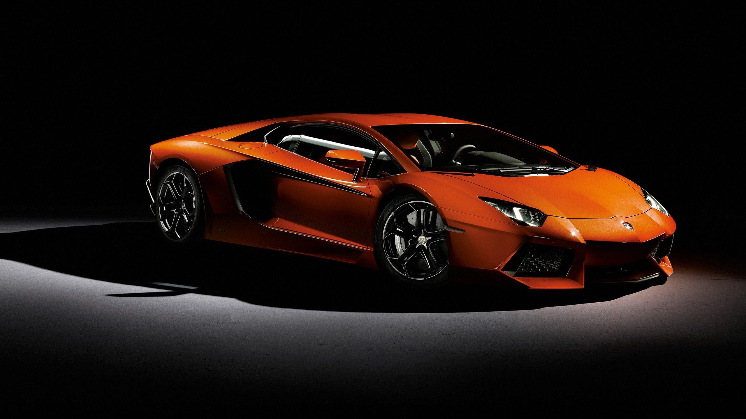 2560x1440 HD Lamborghini Aventador Wallpaper