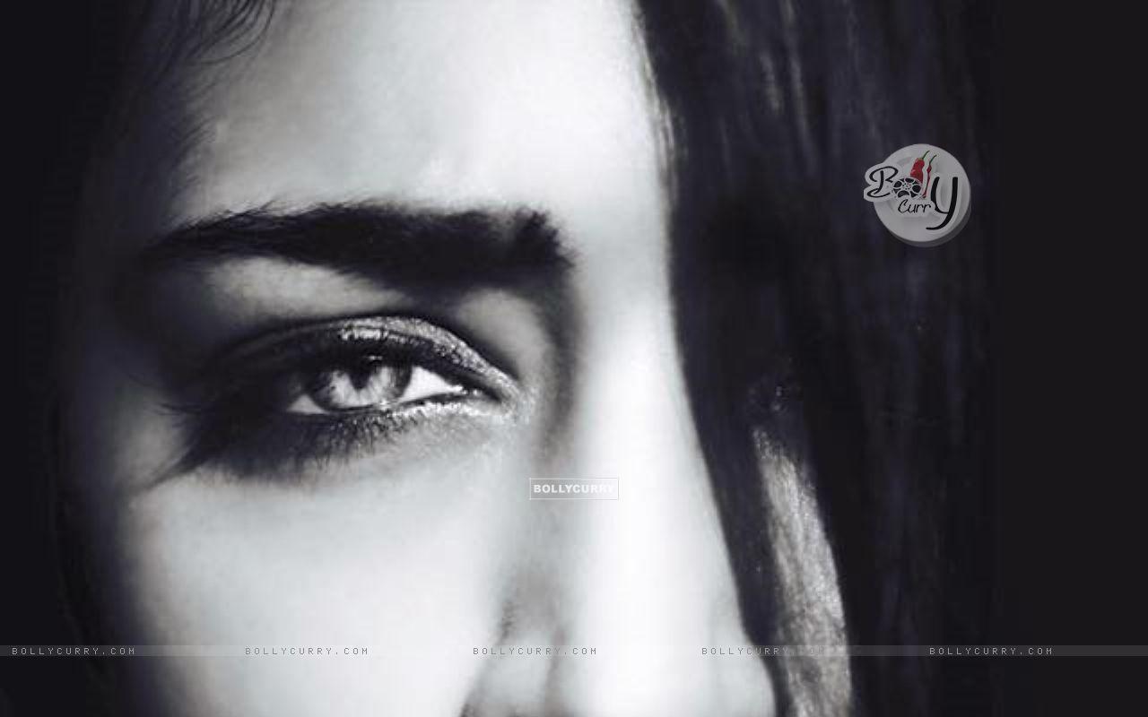 1280x800 Wallpaper Haasan in Scent of a Woman size:1280x800
