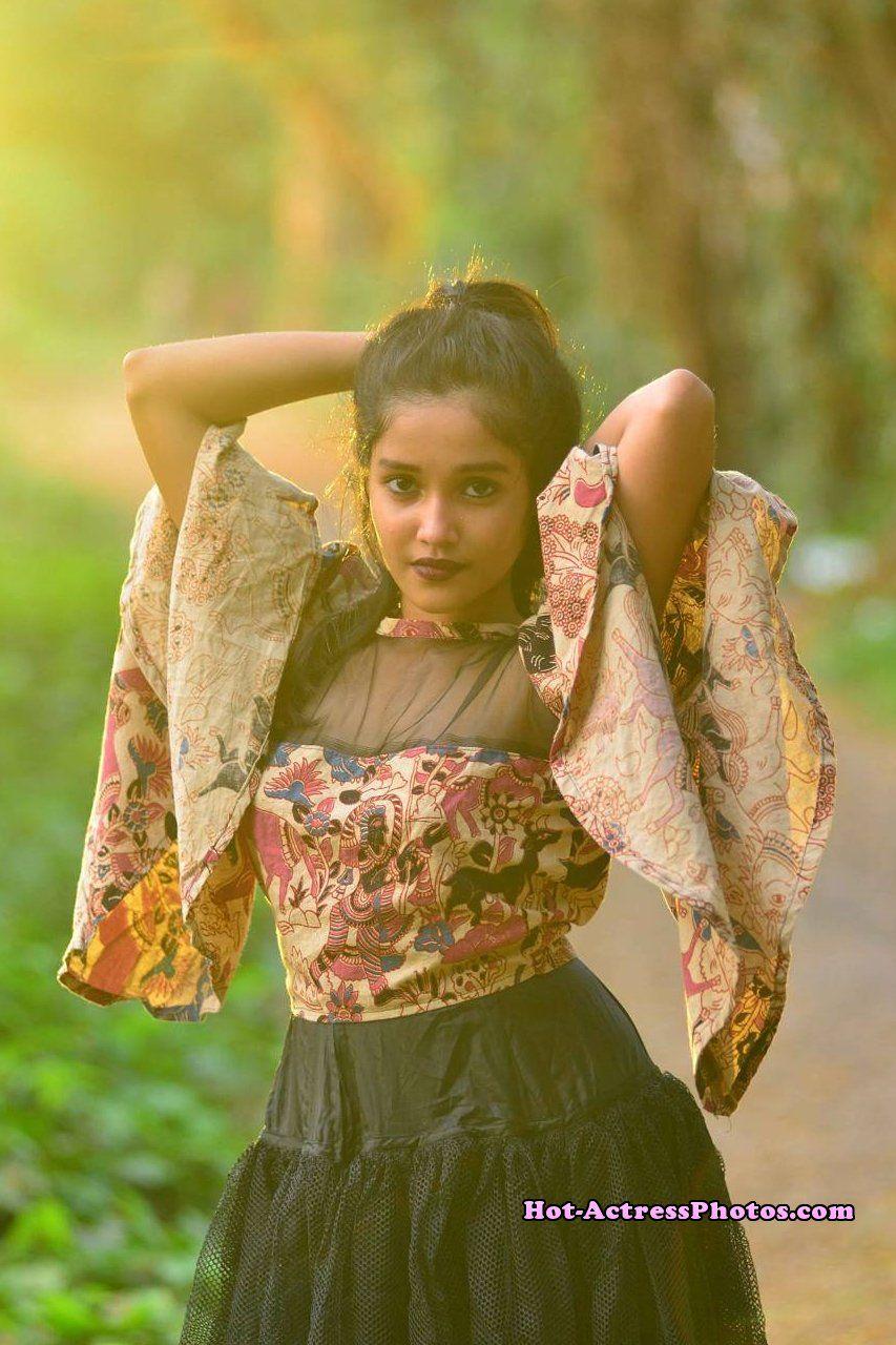 853x1280 Anikha Surendran Actress Photo