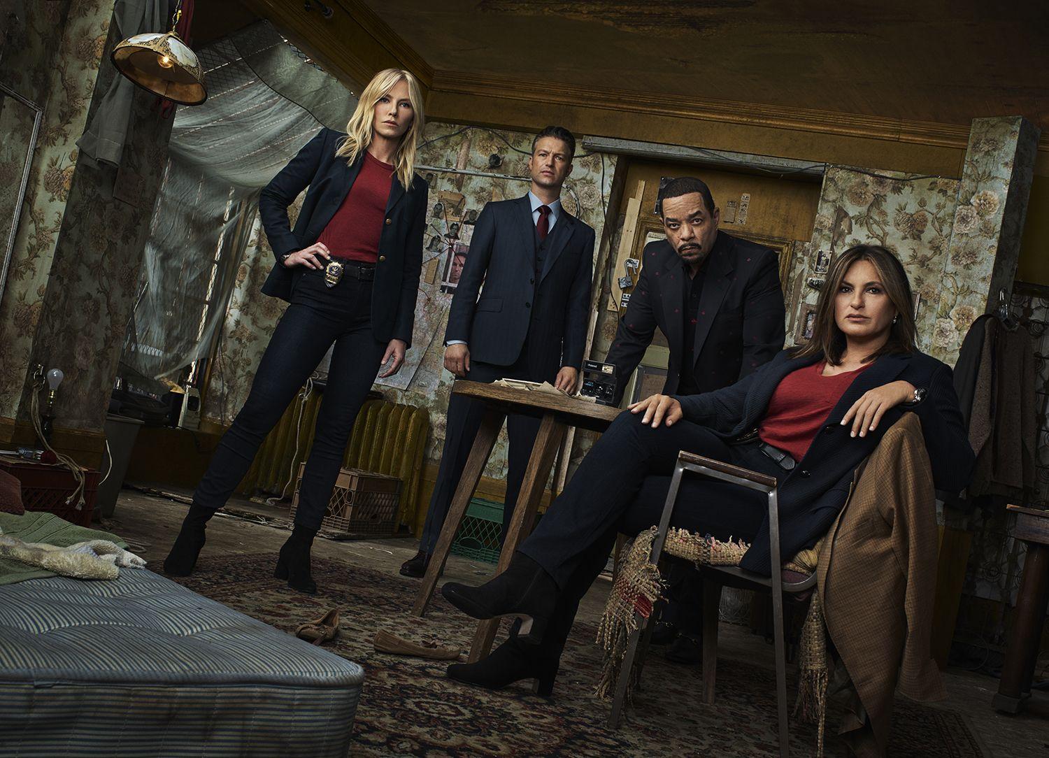 1500x1084 Law & Order: SVU' Boss Warren Leight Fills in the Blanks on Season 21