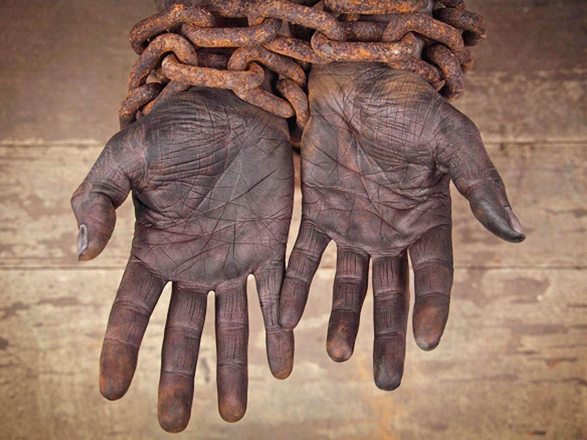 2048x1536 Slaves Wallpaper