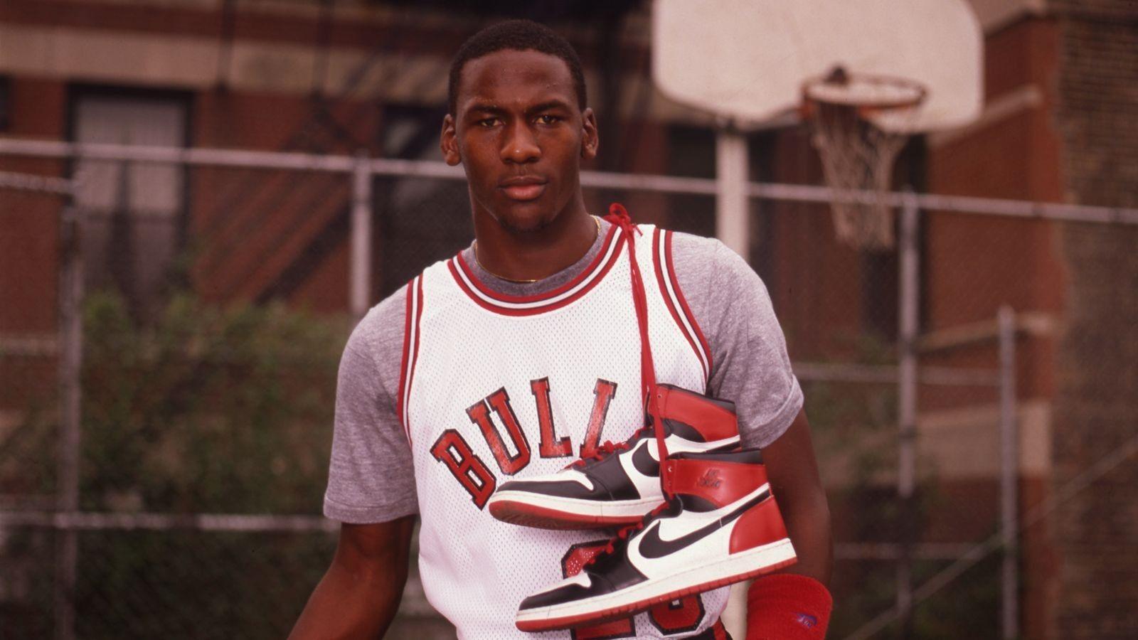 1600x900 NBA, Basketball, Nike, Michael Jordan, Chicago, Chicago Bulls Wallpaper HD / Desktop and Mobile Background