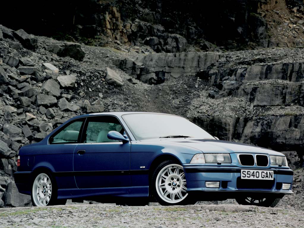 1024x768 BMW M3