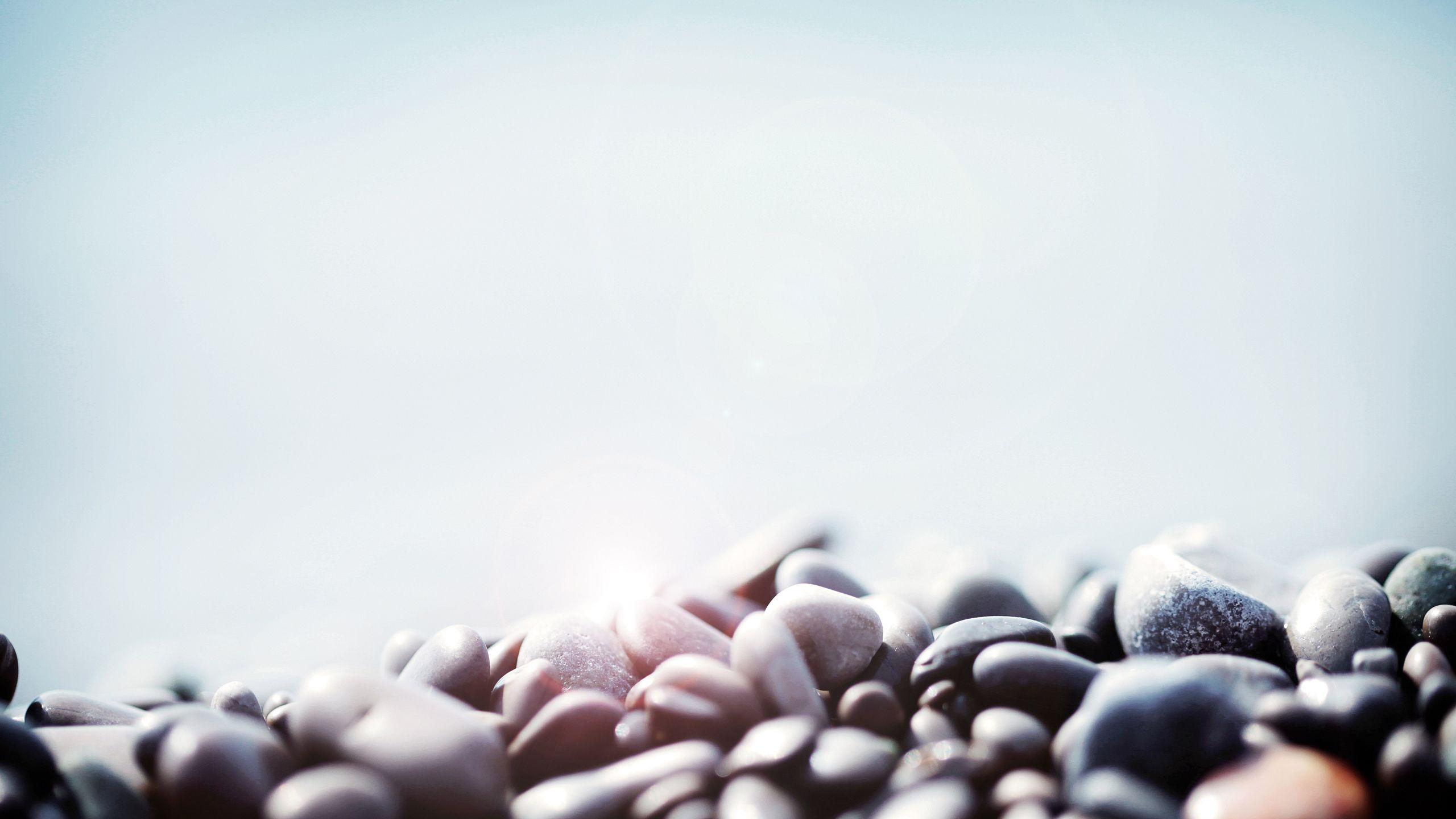 2560x1440 Soft Beach Rocks Close Up Desktop Wallpaper
