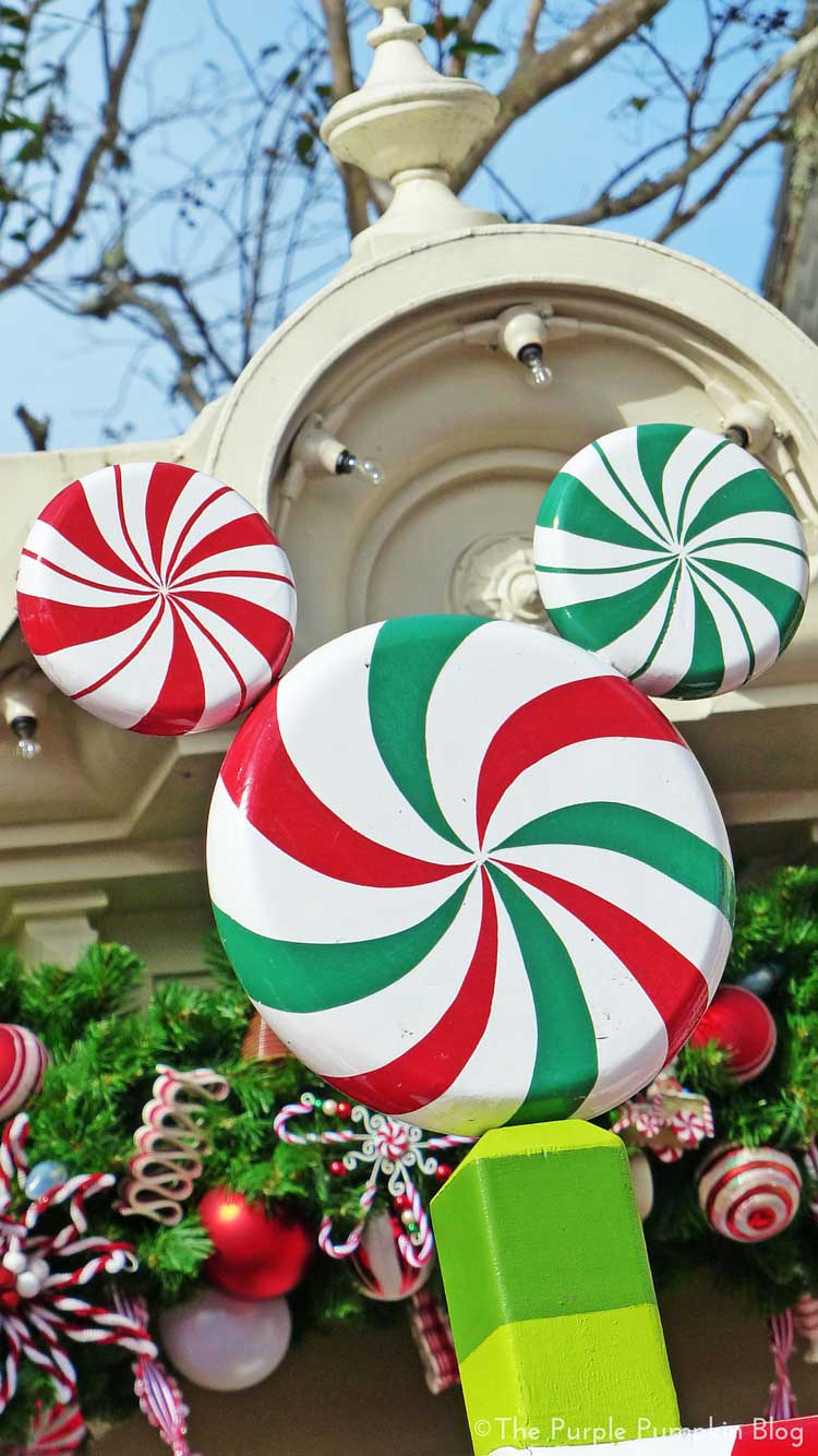750x1334 Walt Disney World Christmas iPhone Wallpaper Christmas Wallpaper 2019 HD Wallpaper
