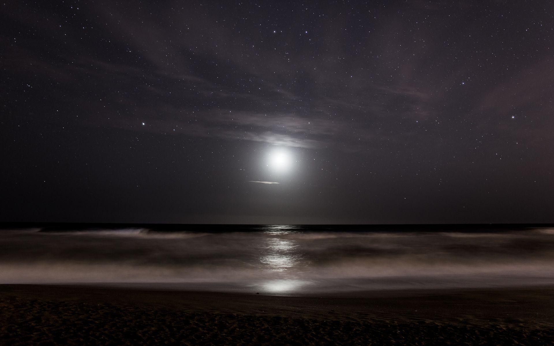 1920x1200 stars, Moonlight, Ocean, Sea, Reflection, Sky, Waves, Beach, Night Wallpaper HD / Desktop and Mobile Background