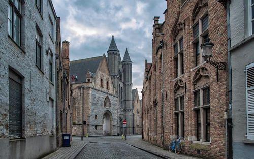 1920x1200 Mobile wallpaper of European town .