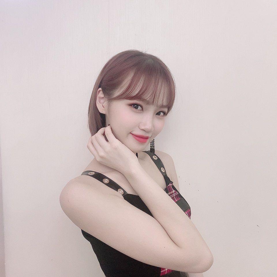 960x960 IZ*ONE Twitter Update